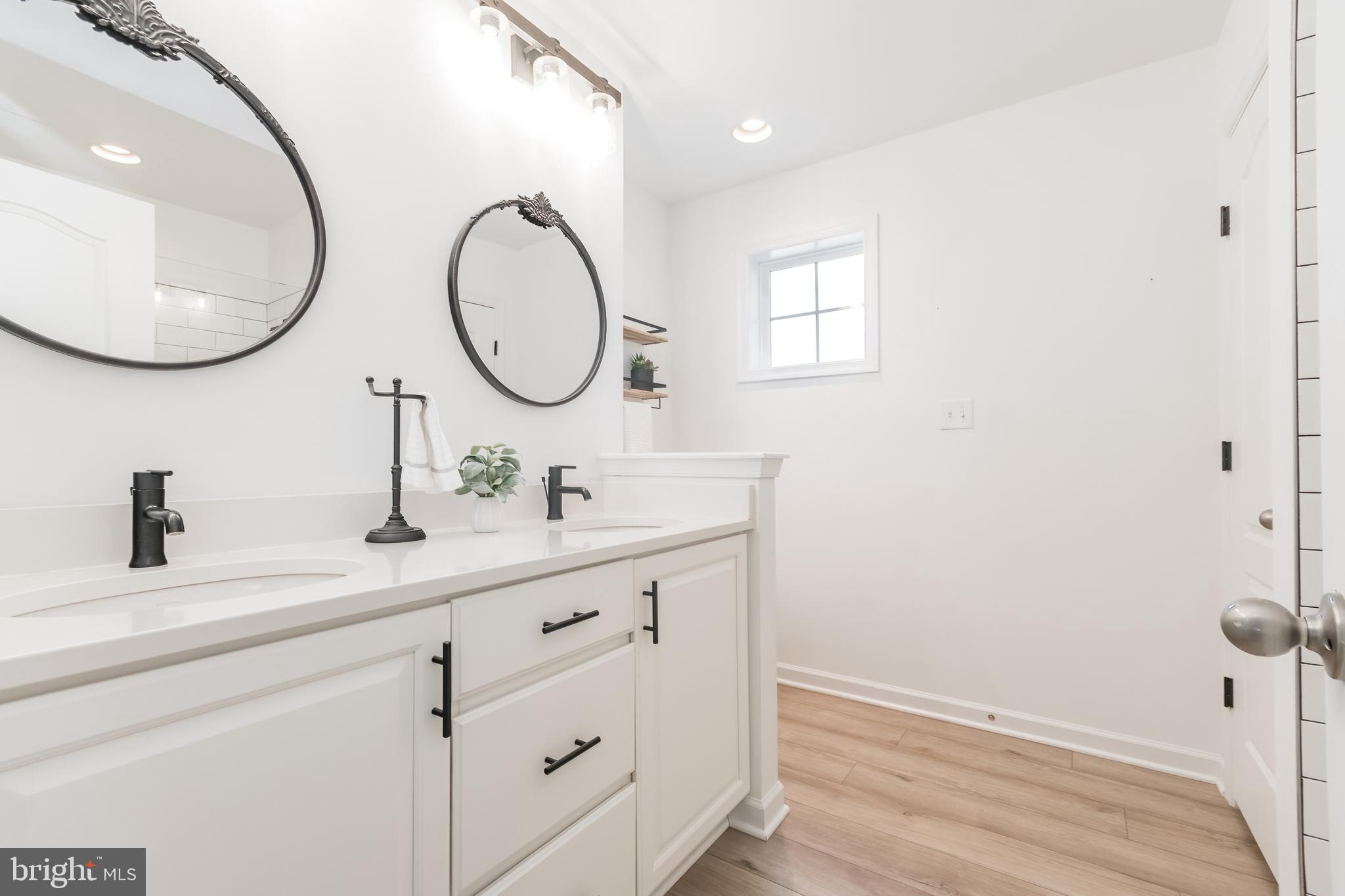 MARTINSBURG STATION GLEN - Residential