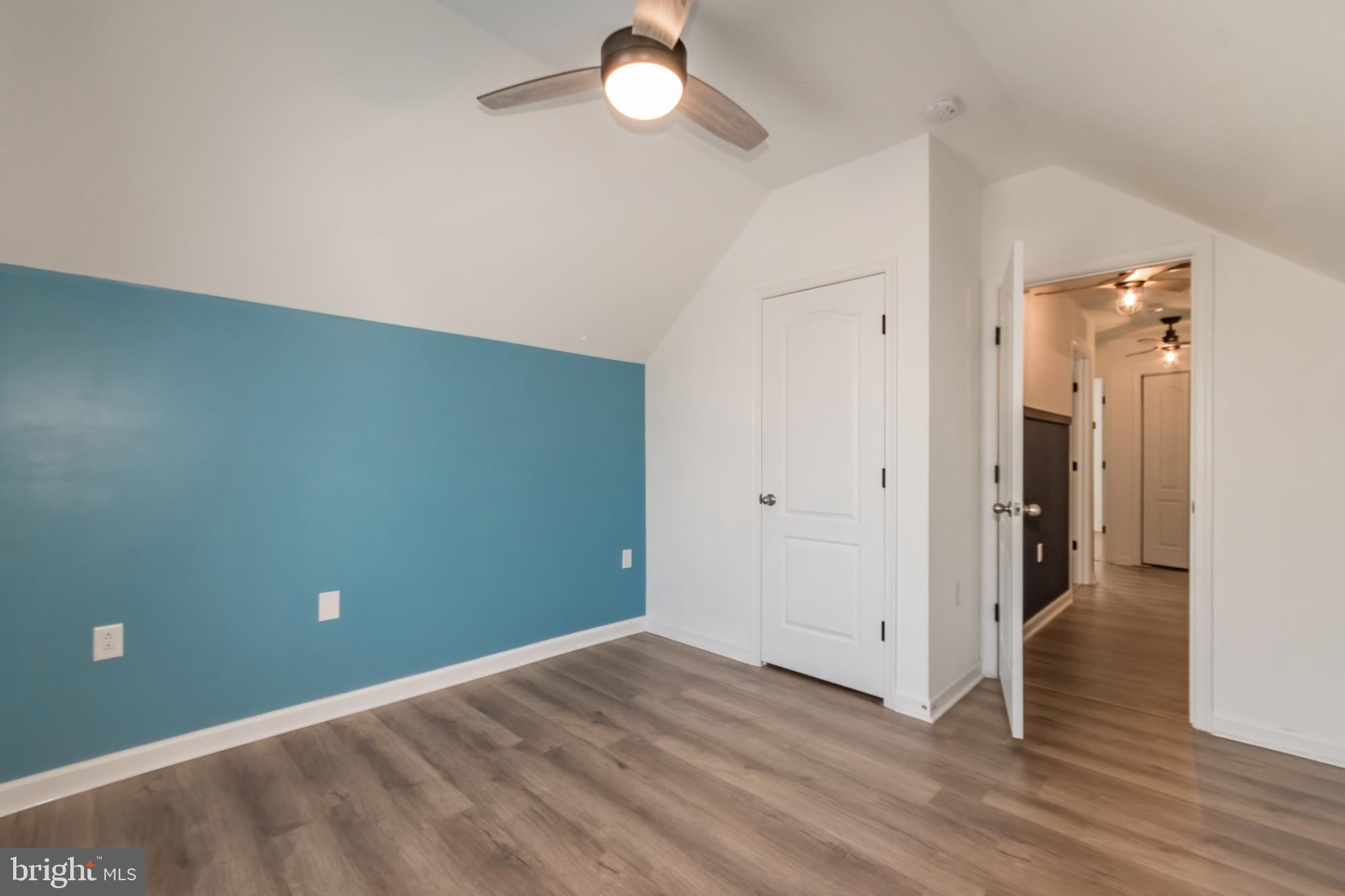 MARTINSBURG STATION GLEN - Residential