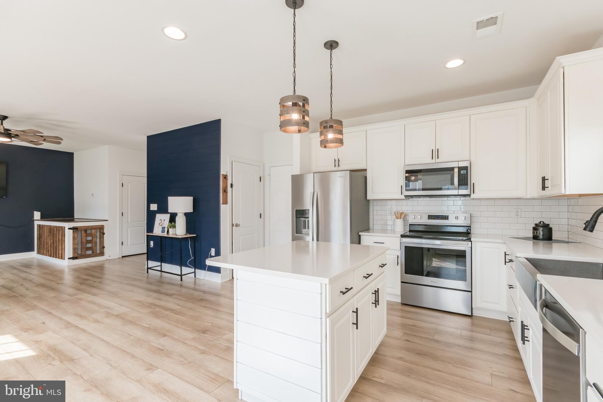 MARTINSBURG STATION GLEN - Residential