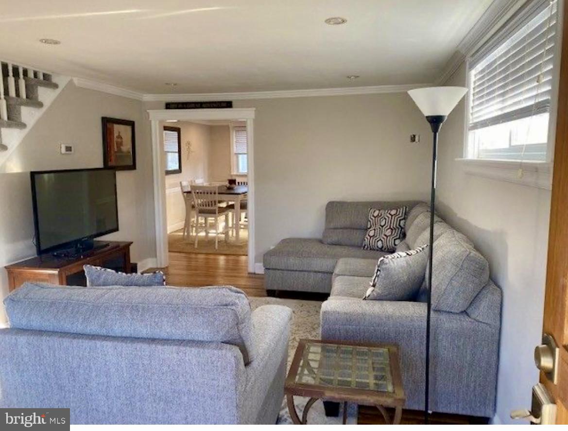 DREXEL GARDENS - Residential Lease