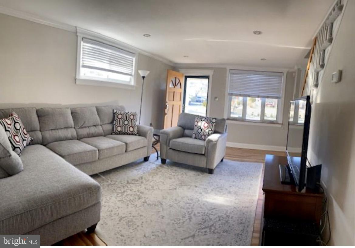 DREXEL GARDENS - Residential Lease