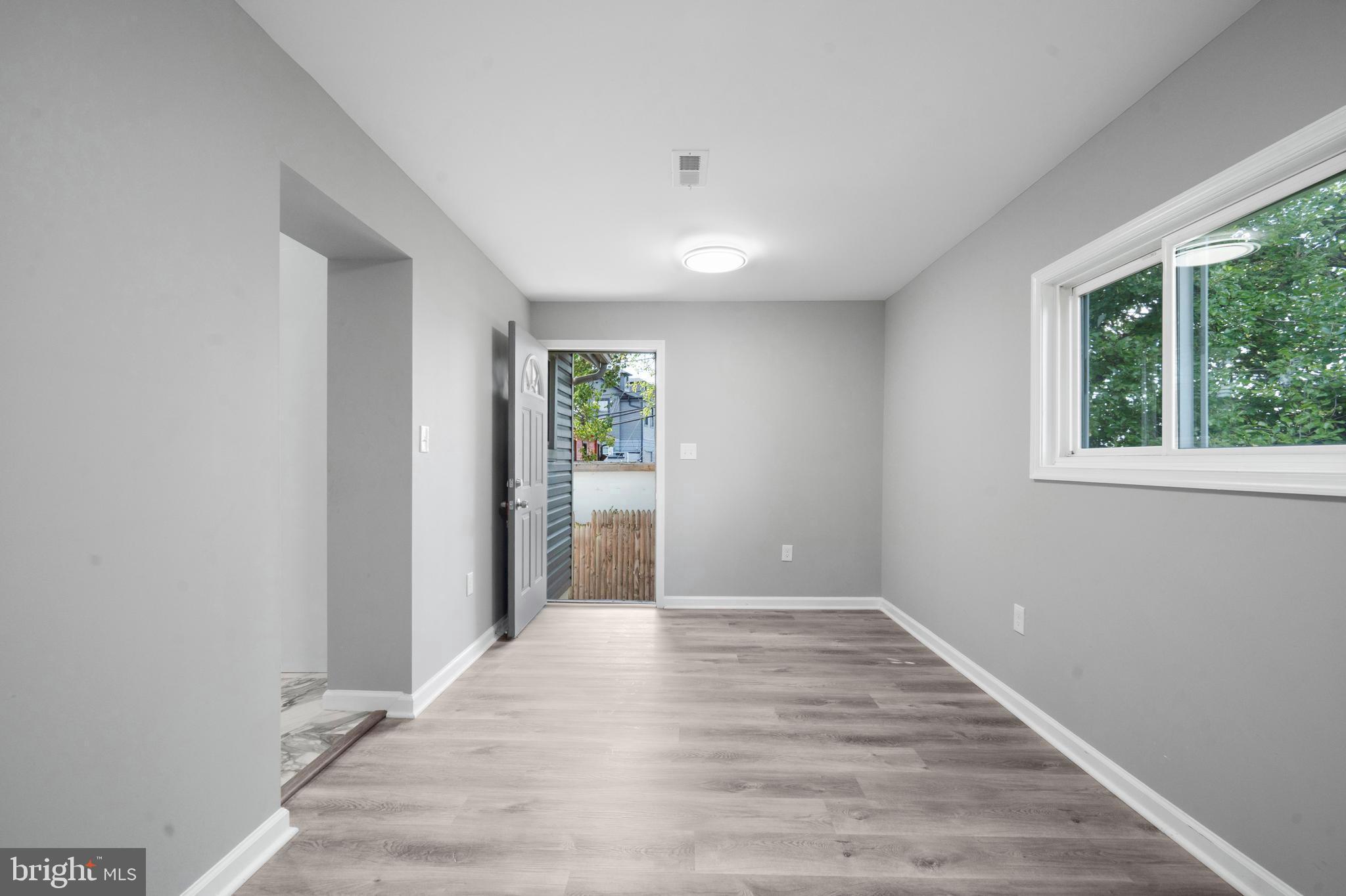 GARDENVILLE - Residential