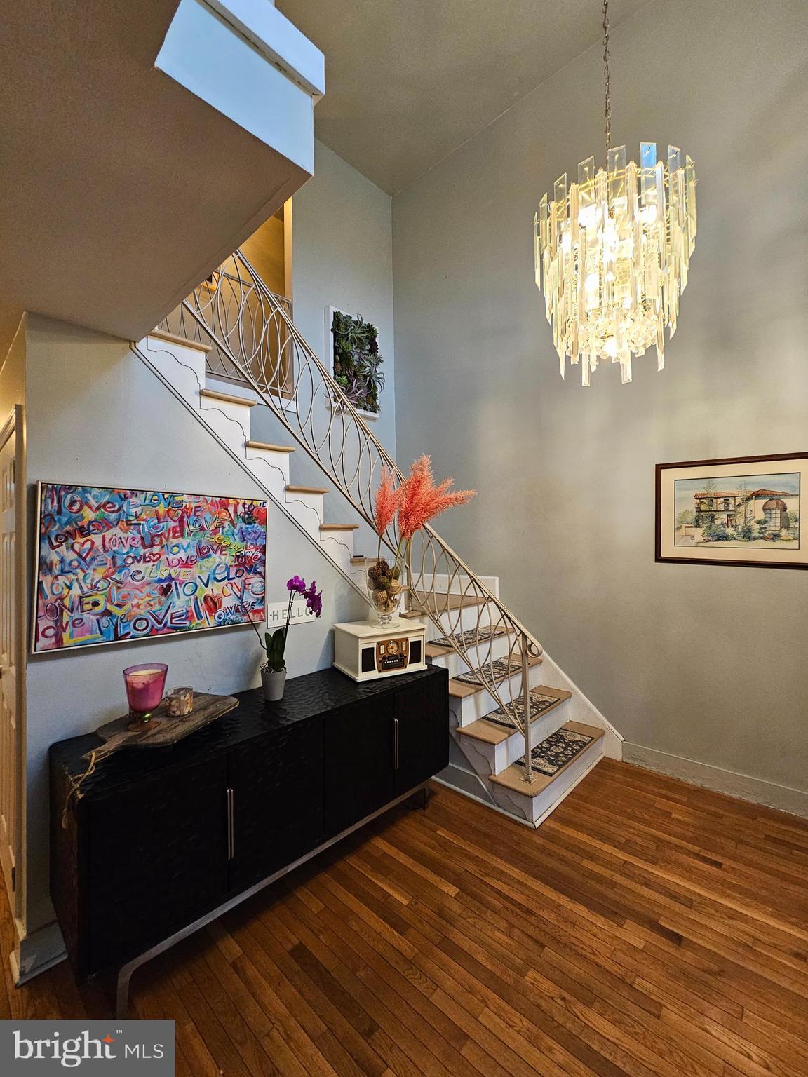 31 SIGNAL HILL DRIVE