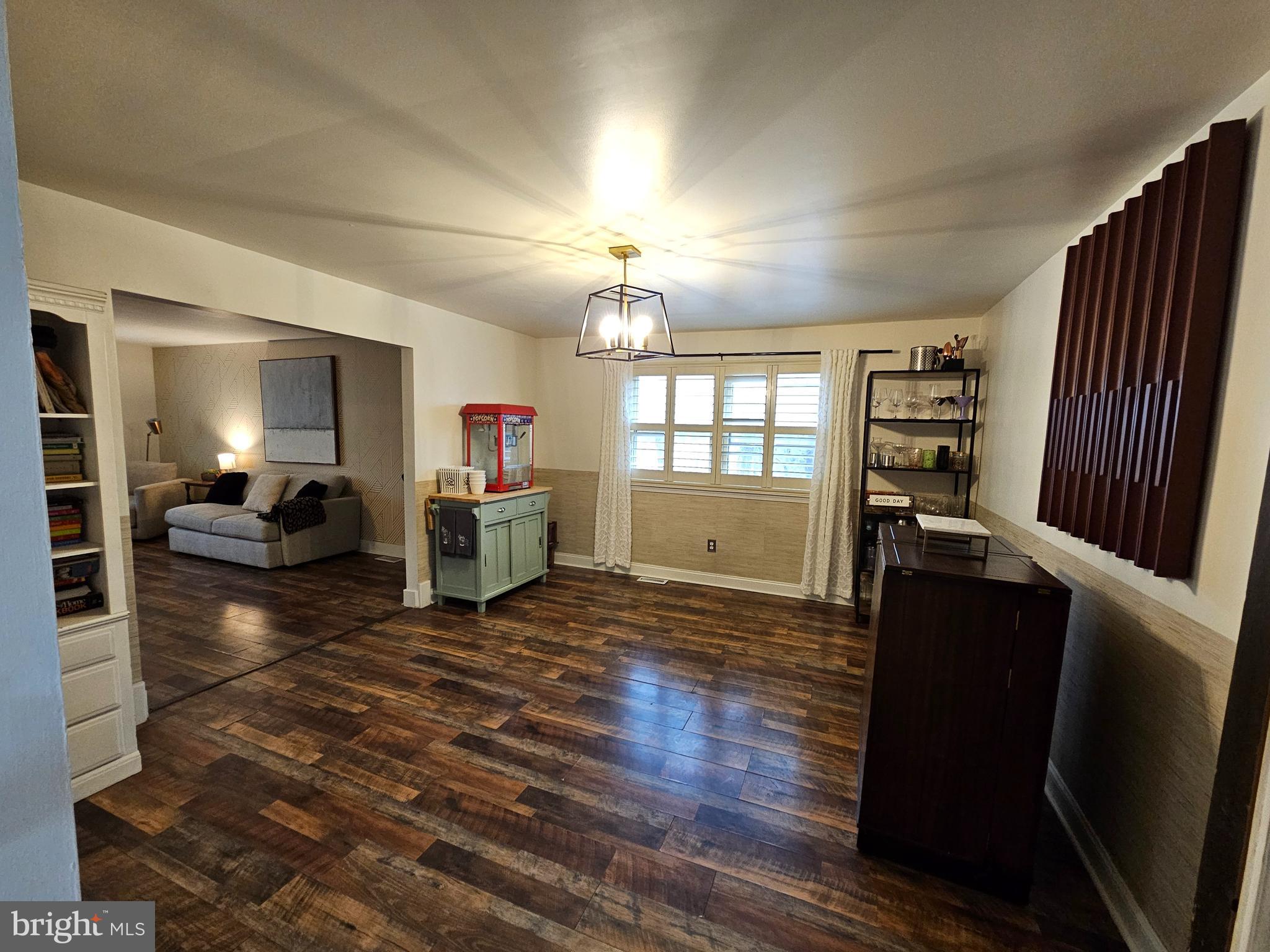 31 SIGNAL HILL DRIVE