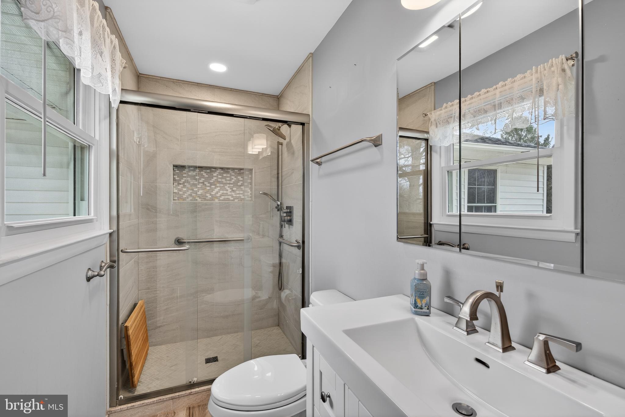 SPRING HOUSE FARMS - Residential