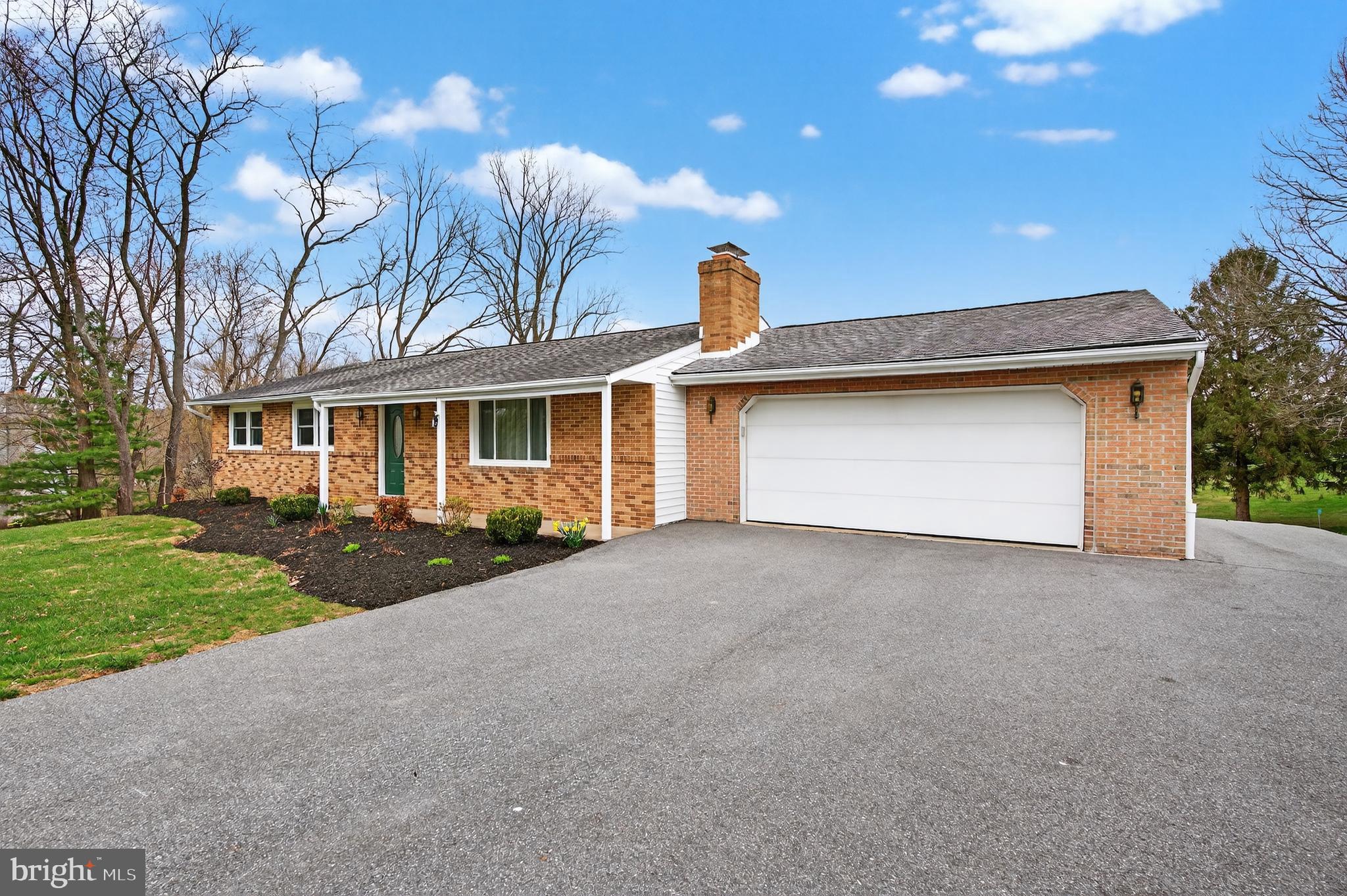 SPRING HOUSE FARMS - Residential