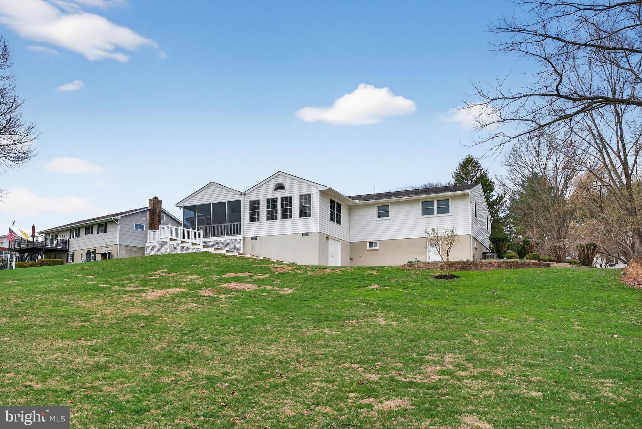 SPRING HOUSE FARMS - Residential