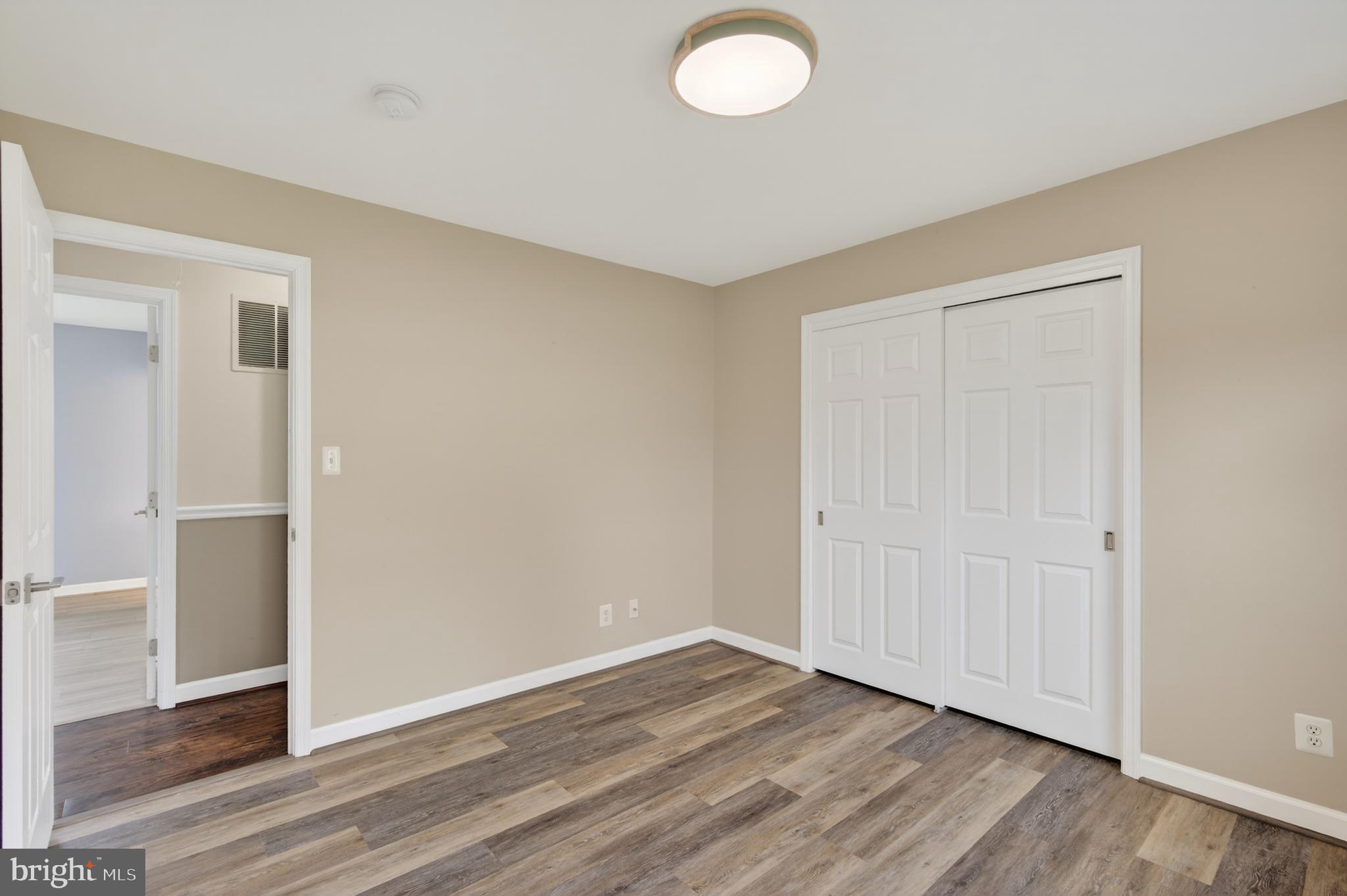 SPRING HOUSE FARMS - Residential