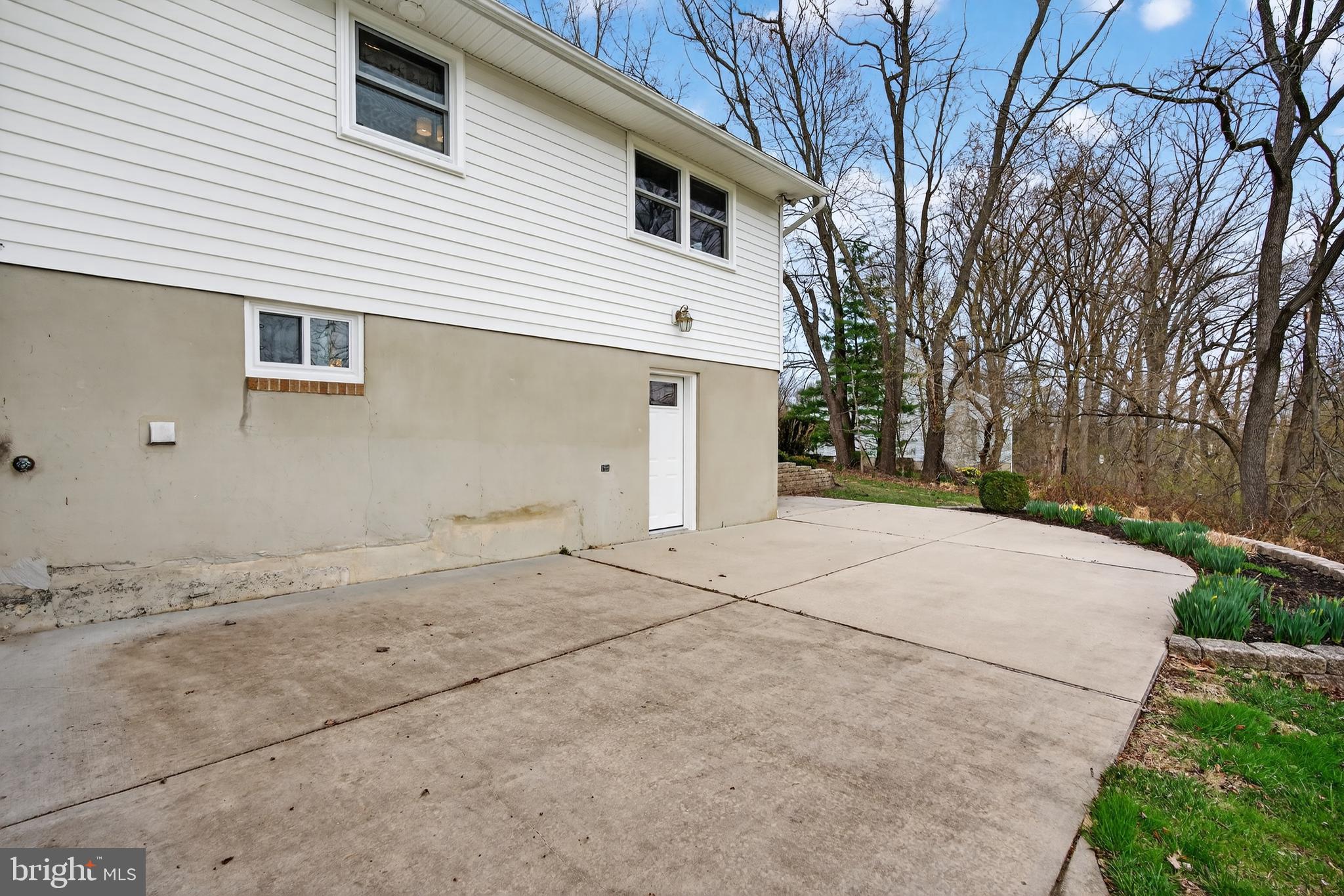 SPRING HOUSE FARMS - Residential