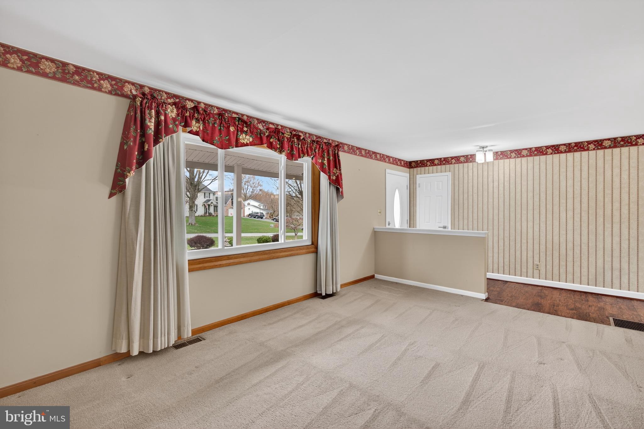 SPRING HOUSE FARMS - Residential