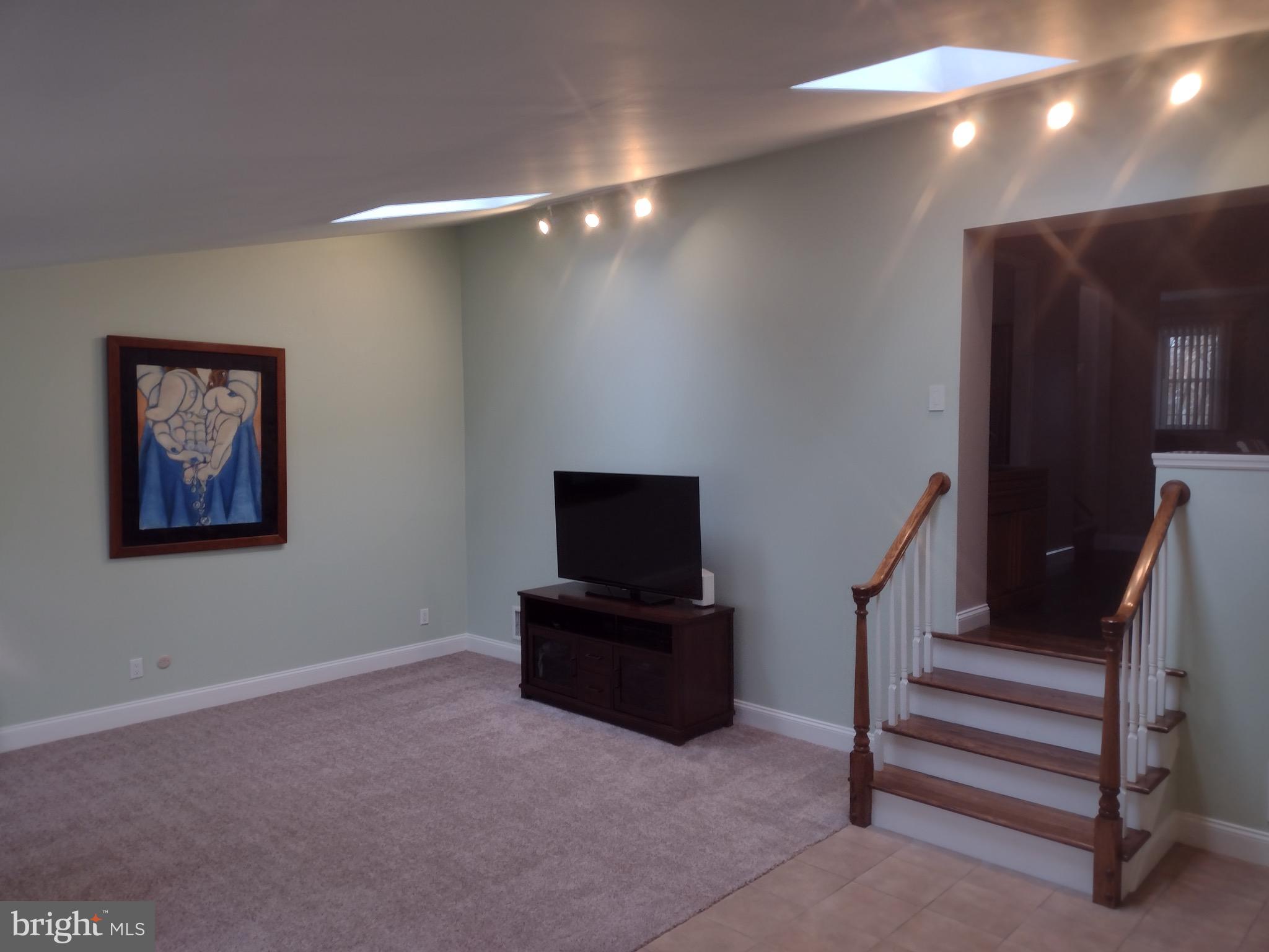 CHURCHVILLE MANOR - Residential