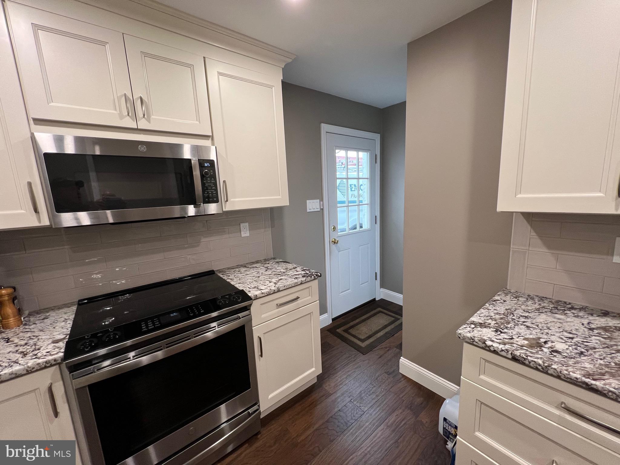 CHURCHVILLE MANOR - Residential