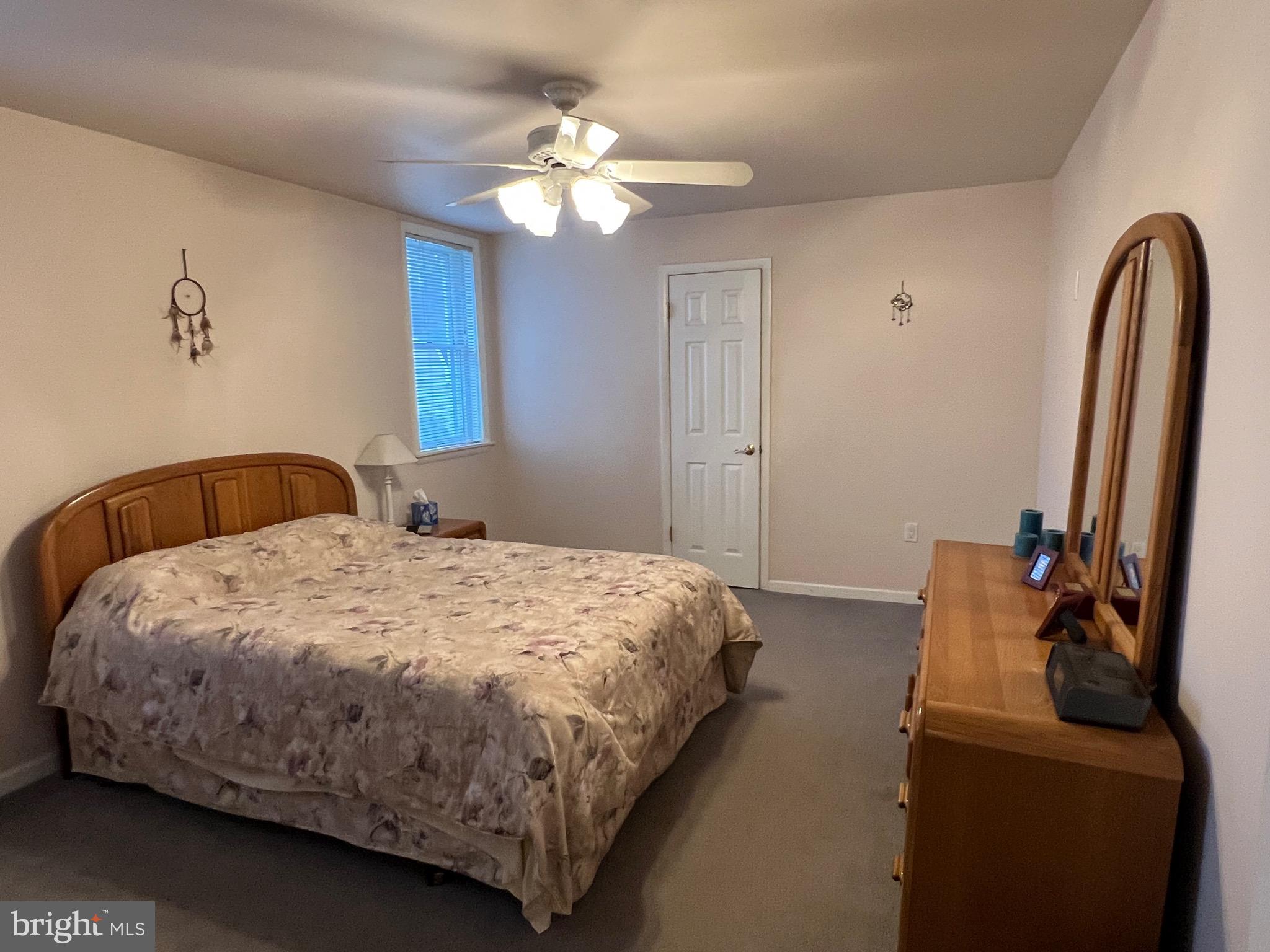 CHURCHVILLE MANOR - Residential