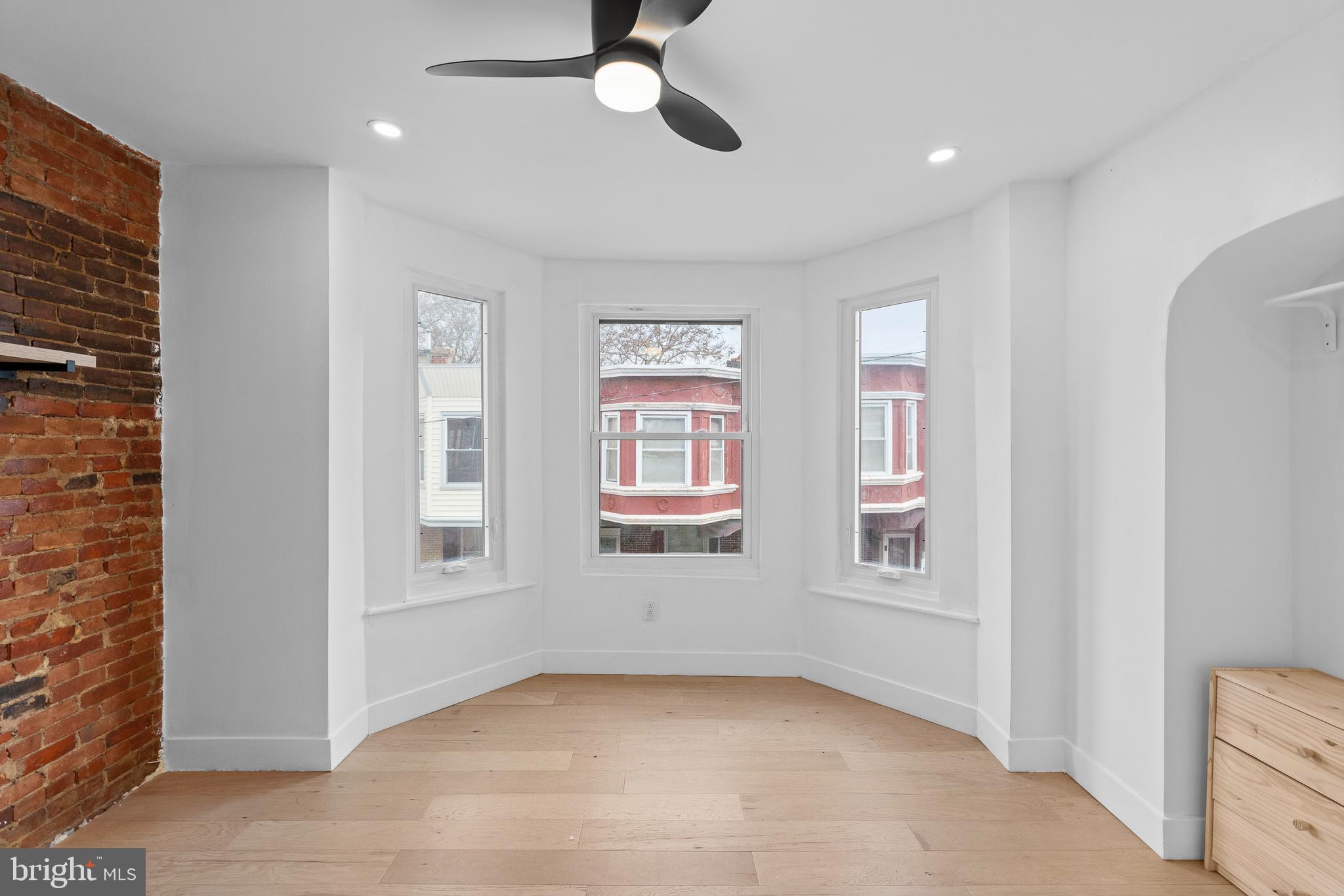 PARKSIDE - Residential Lease