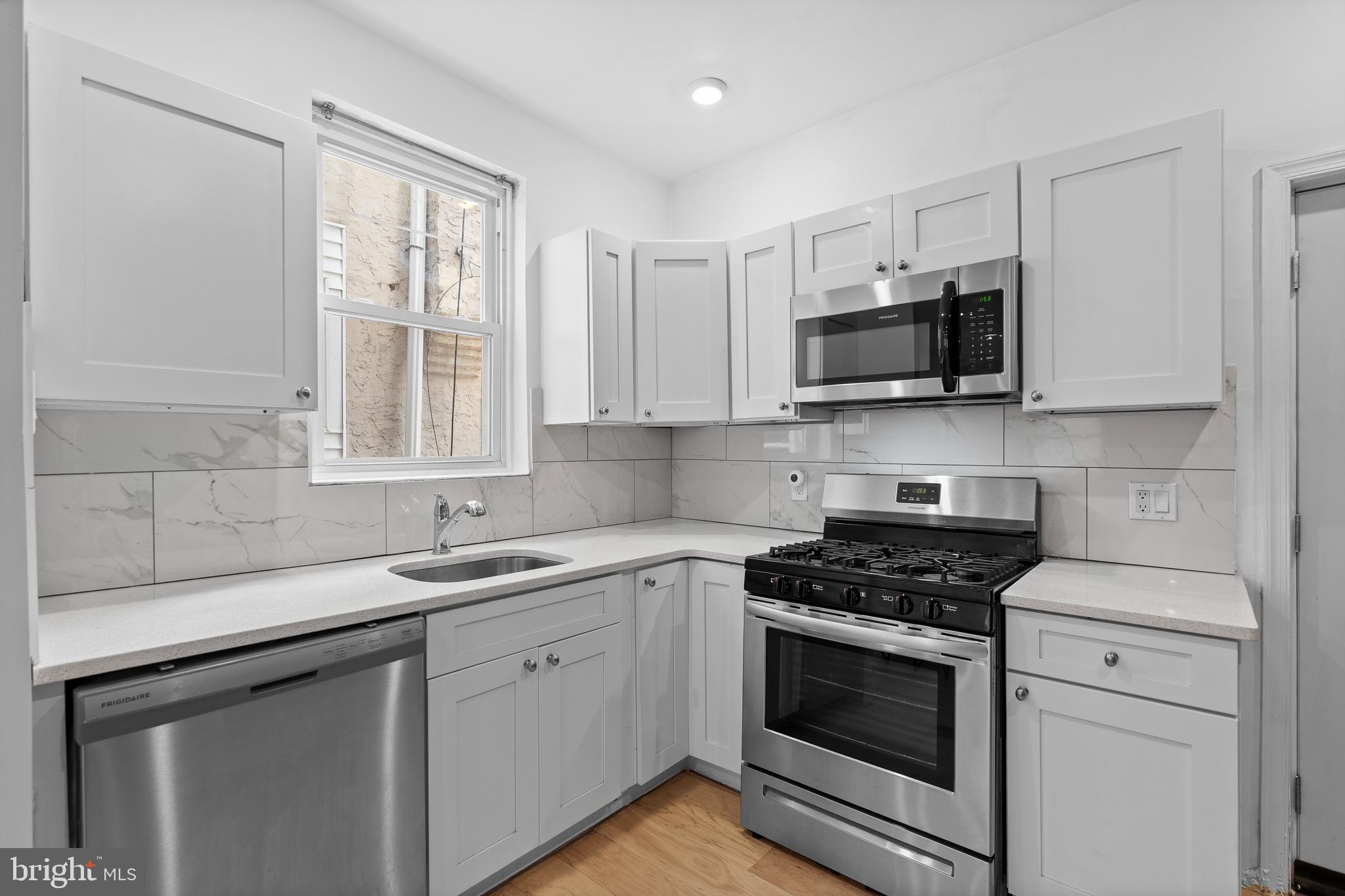 PARKSIDE - Residential Lease