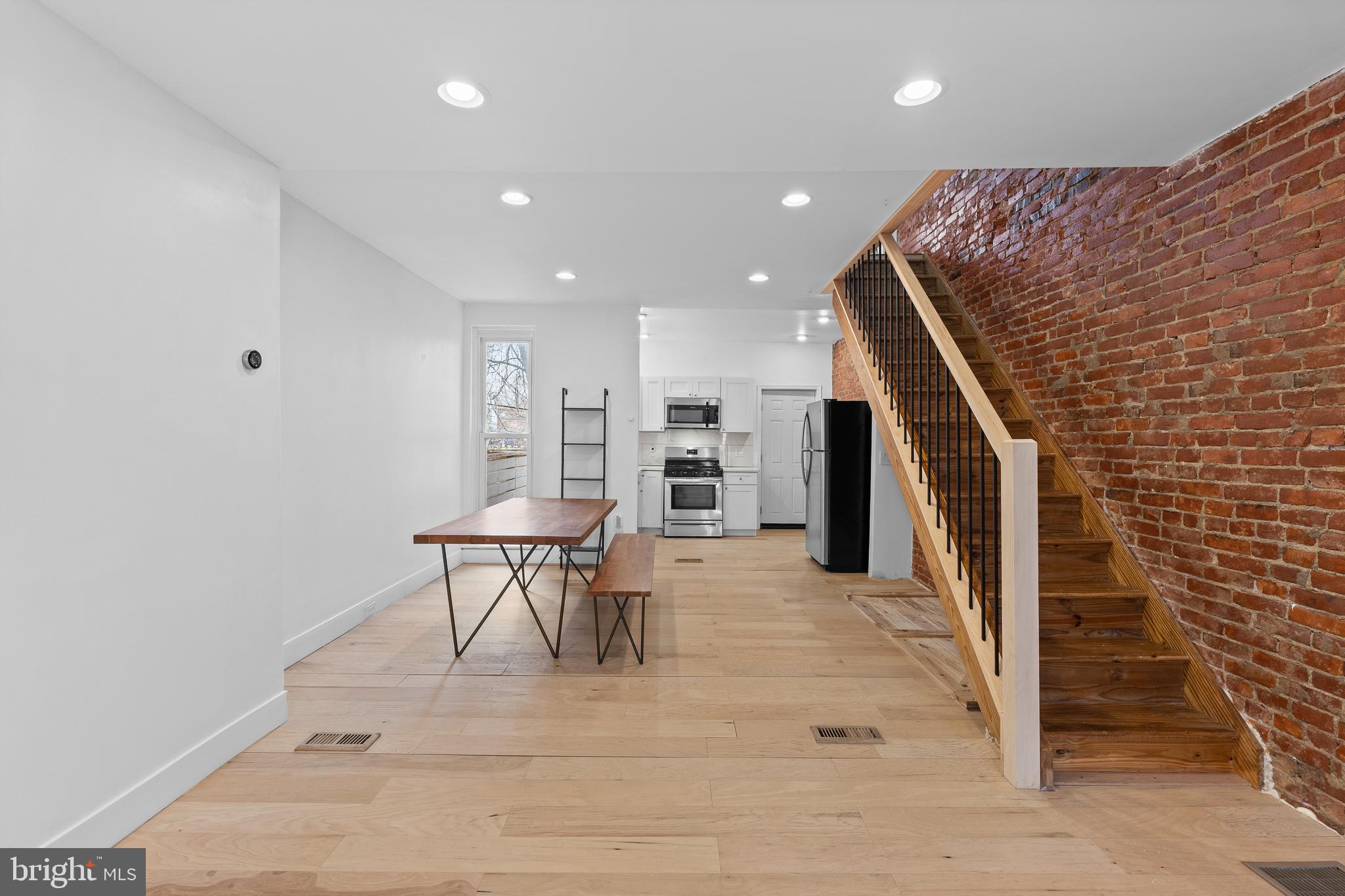 PARKSIDE - Residential Lease