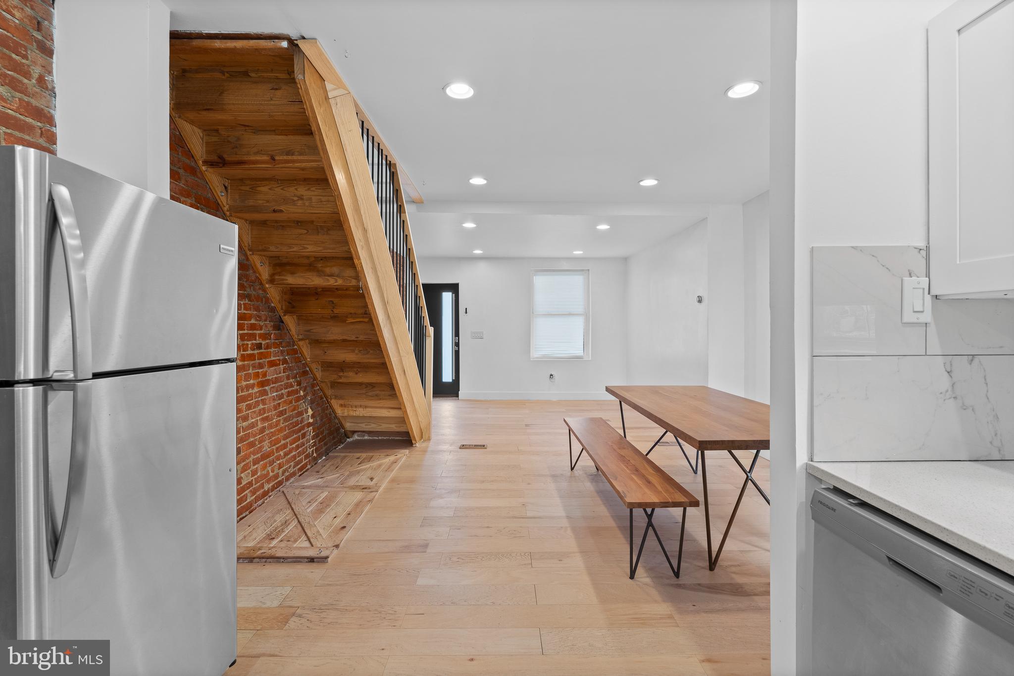 PARKSIDE - Residential Lease