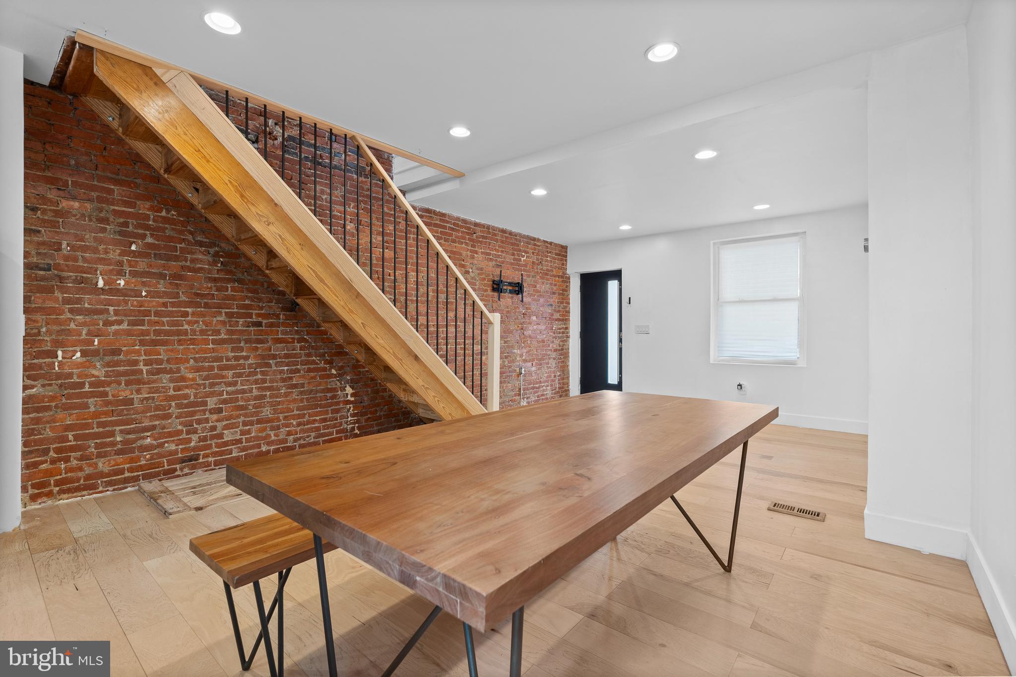 PARKSIDE - Residential Lease