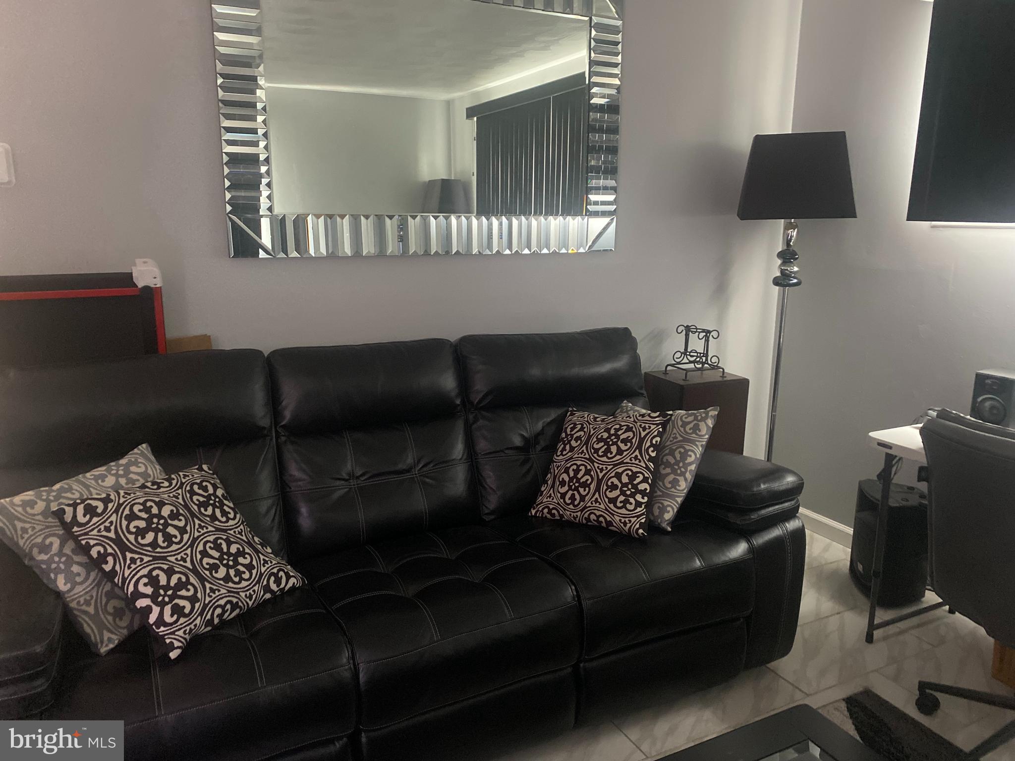 FRANKFORD - Residential