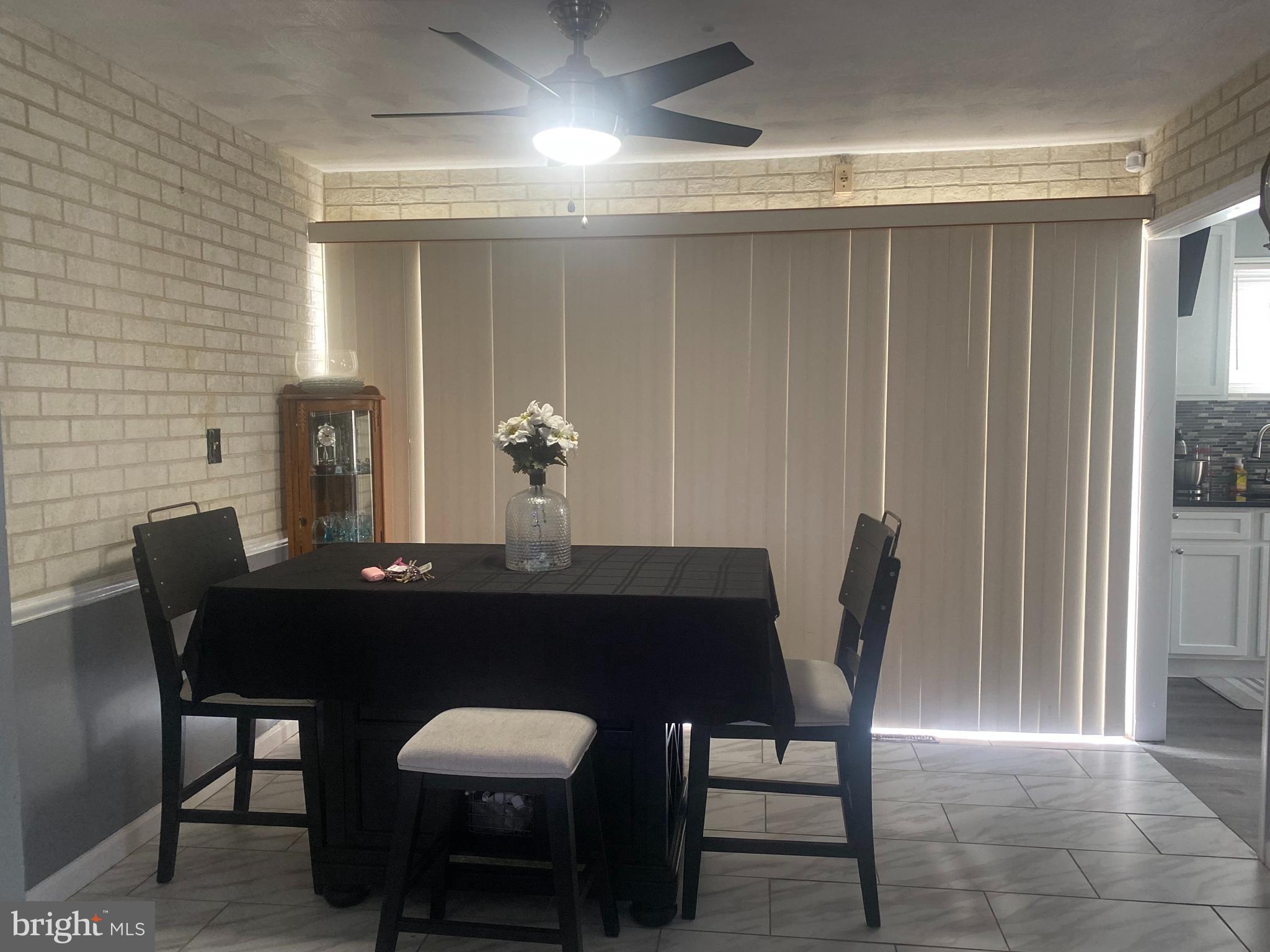 FRANKFORD - Residential