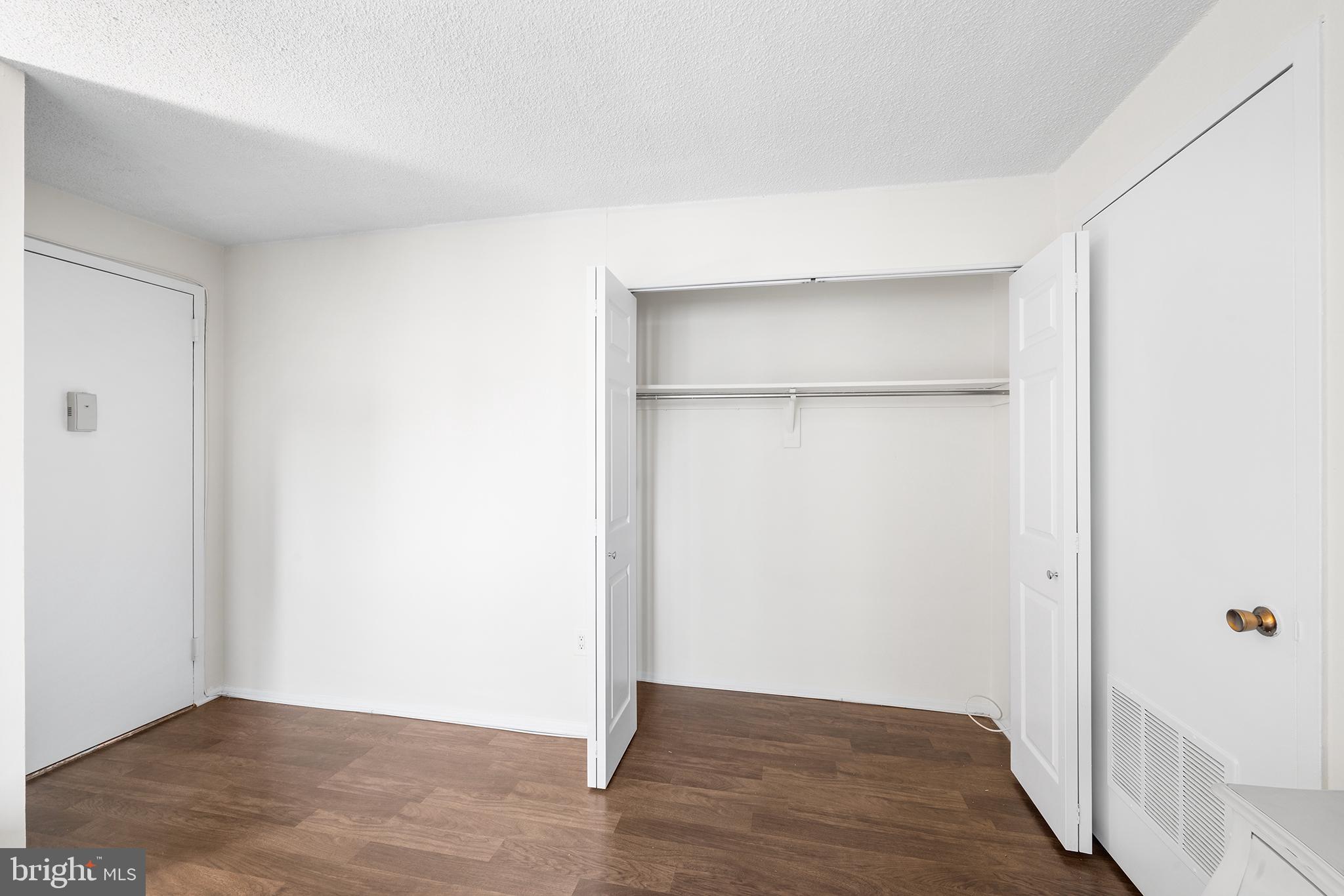 AVENUE OF THE ARTS - Residential