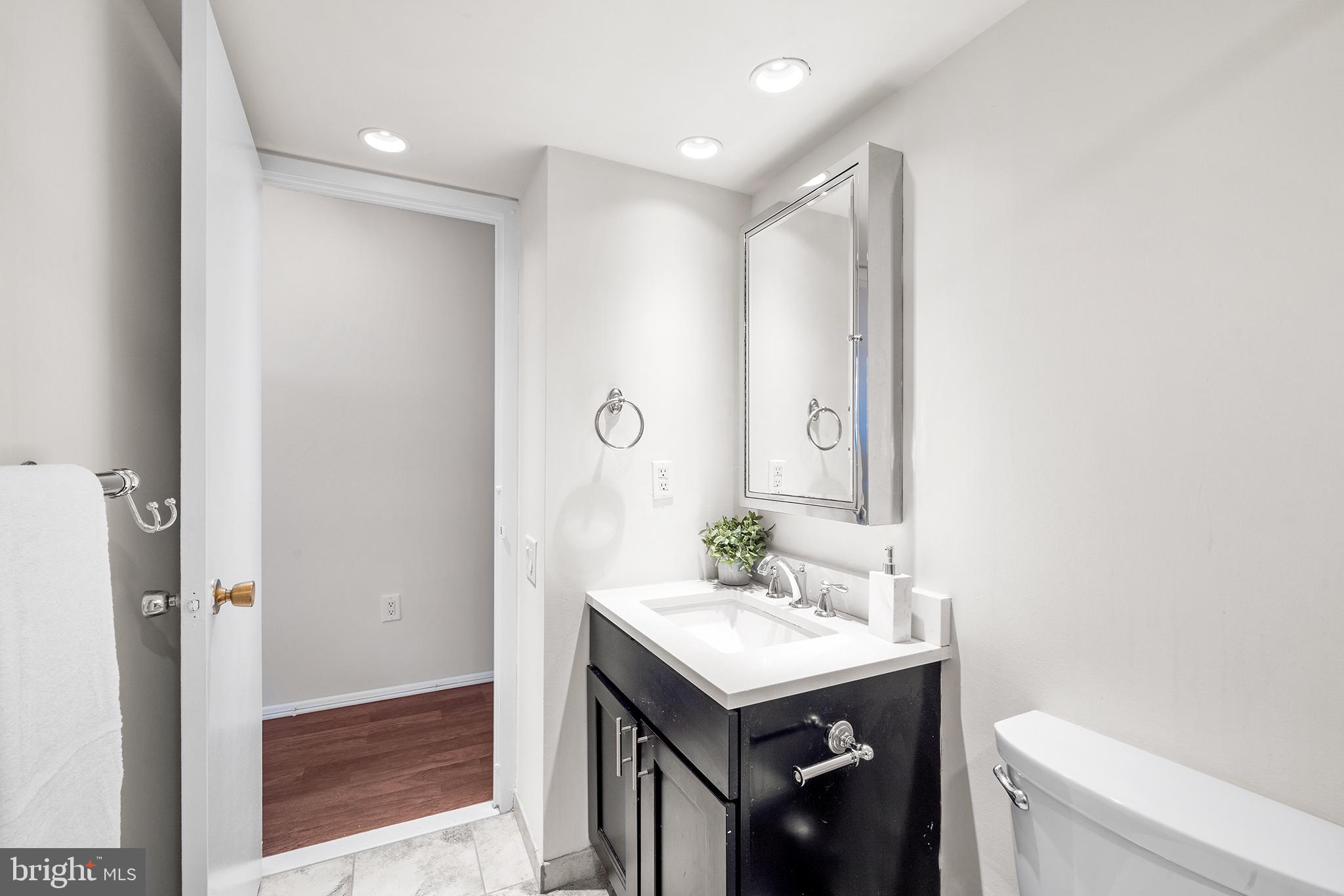 AVENUE OF THE ARTS - Residential