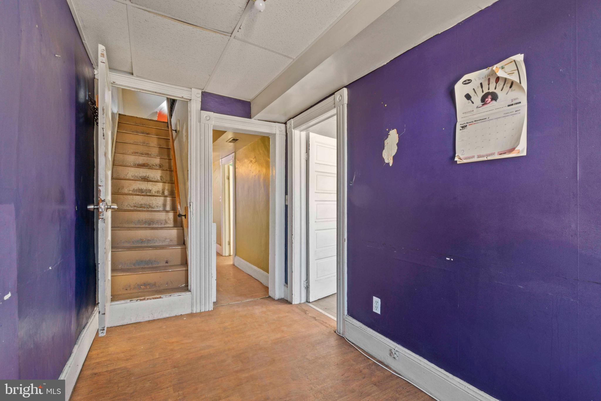 FRANKFORD - Commercial Sale