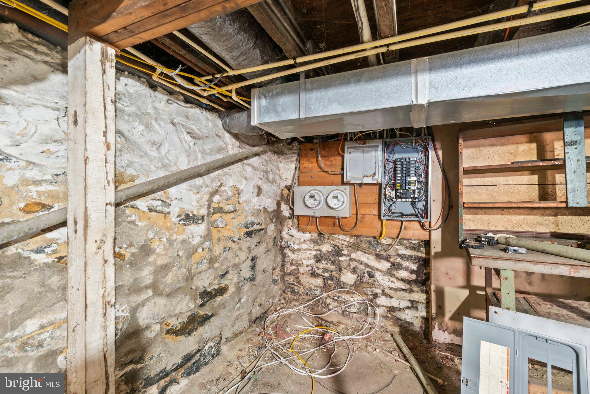 FRANKFORD - Commercial Sale