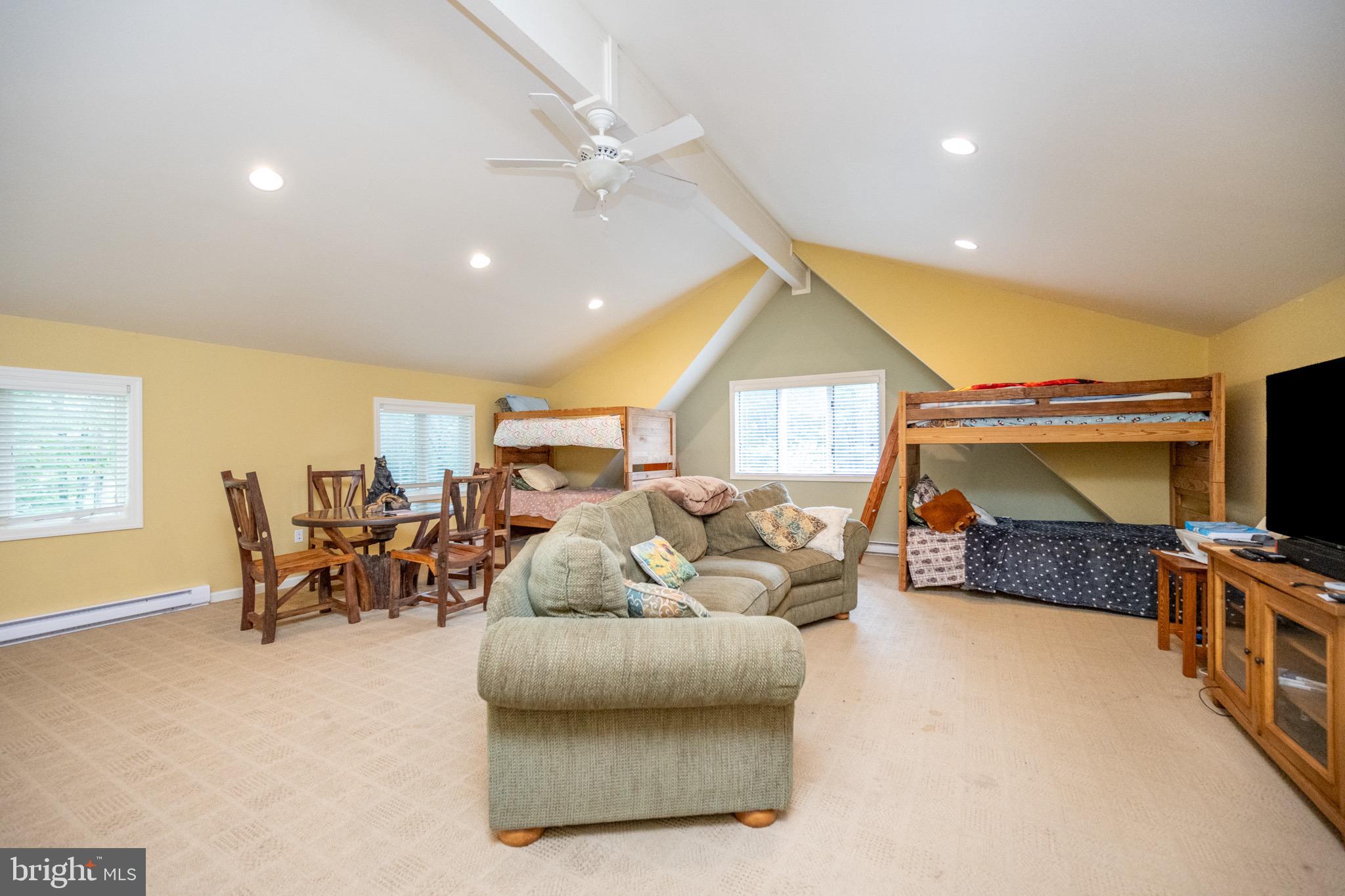 BLAKESLEE - Residential