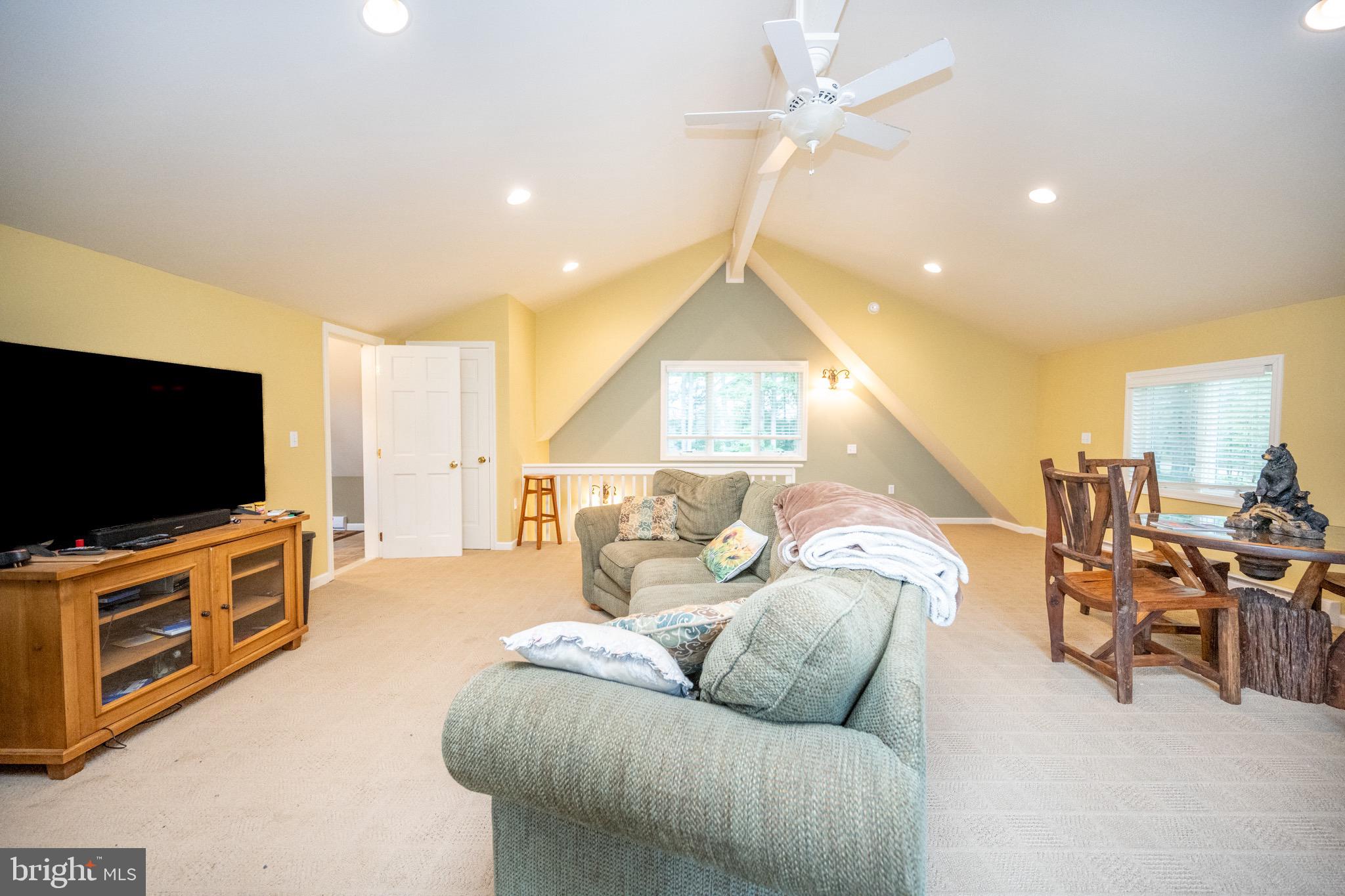 BLAKESLEE - Residential