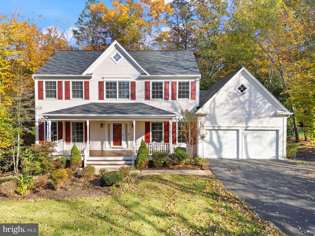 Photo of 11781 Fingerlake Way, MANASSAS, VA 20112 (MLS # VAPW2106956)