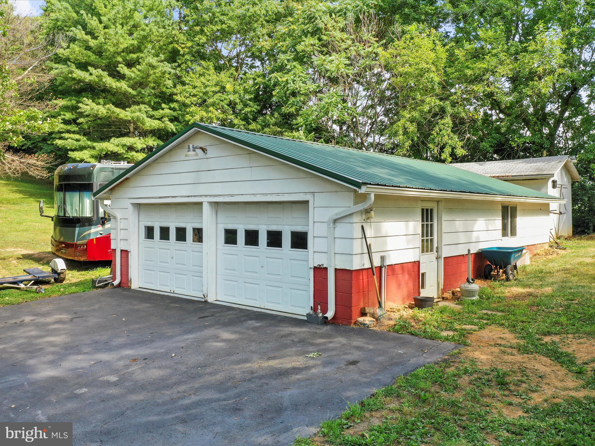 CONESTOGA ESTATES - Residential