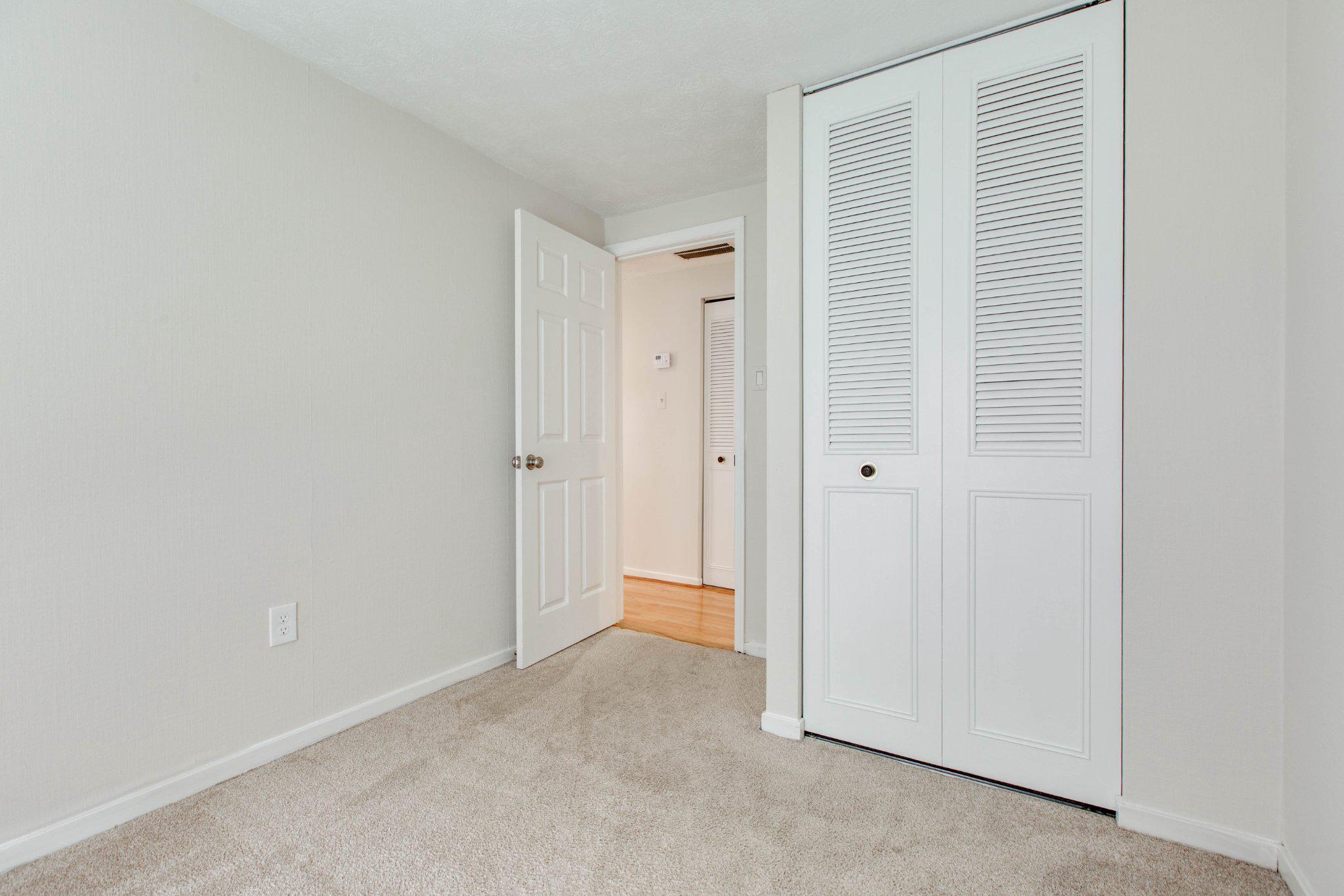 VILLAGE OF HICKORY RIDGE - Residential