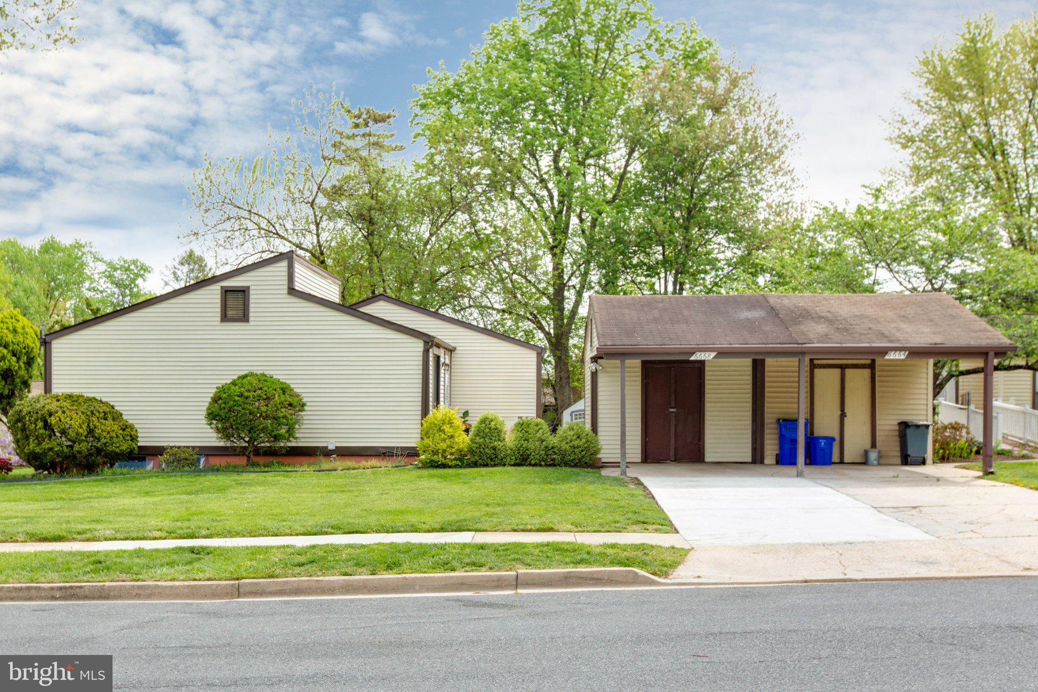 VILLAGE OF HICKORY RIDGE - Residential