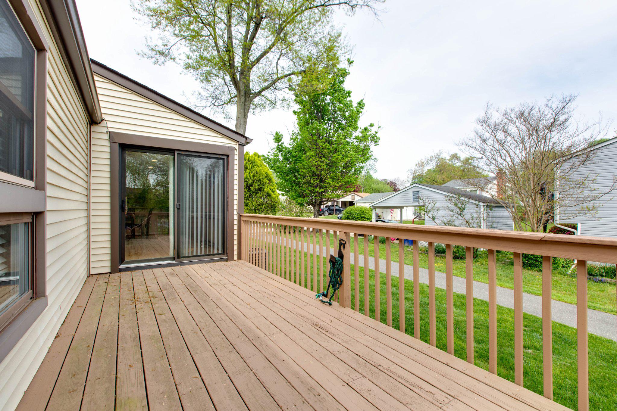 VILLAGE OF HICKORY RIDGE - Residential