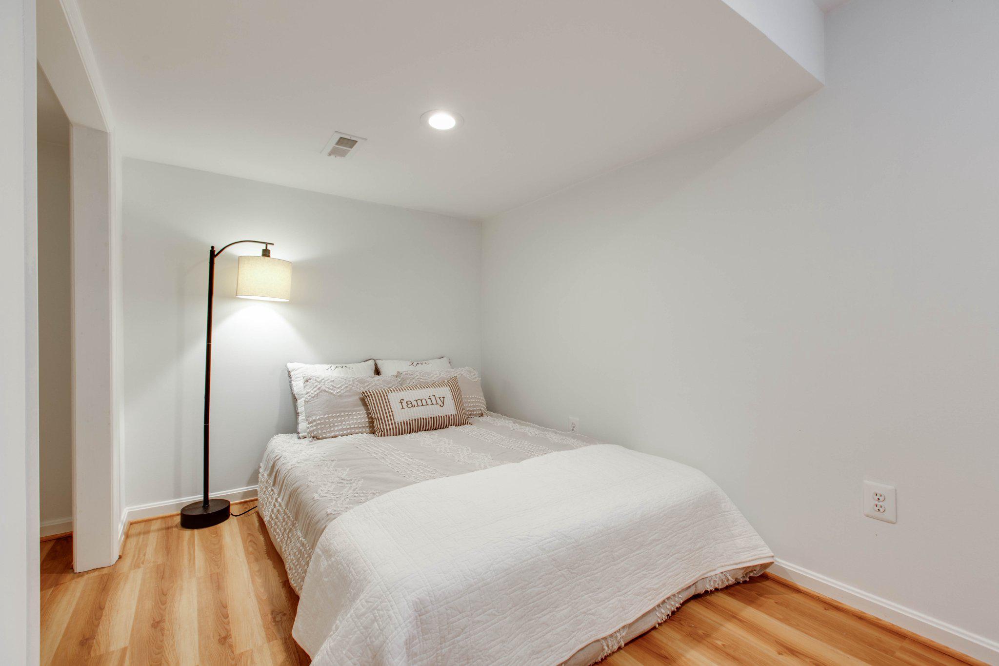 VILLAGE OF HICKORY RIDGE - Residential