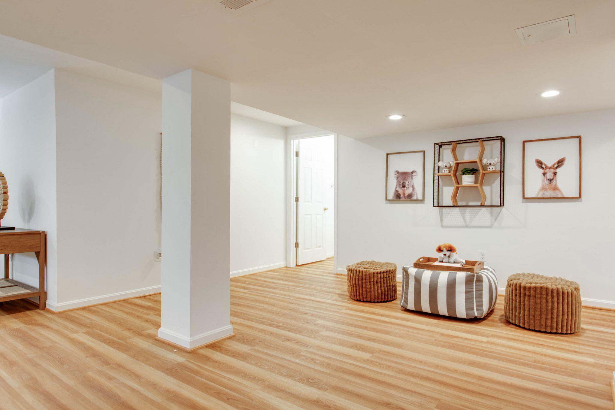 VILLAGE OF HICKORY RIDGE - Residential