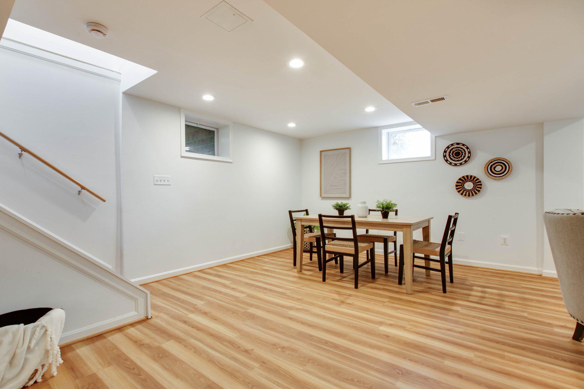 VILLAGE OF HICKORY RIDGE - Residential