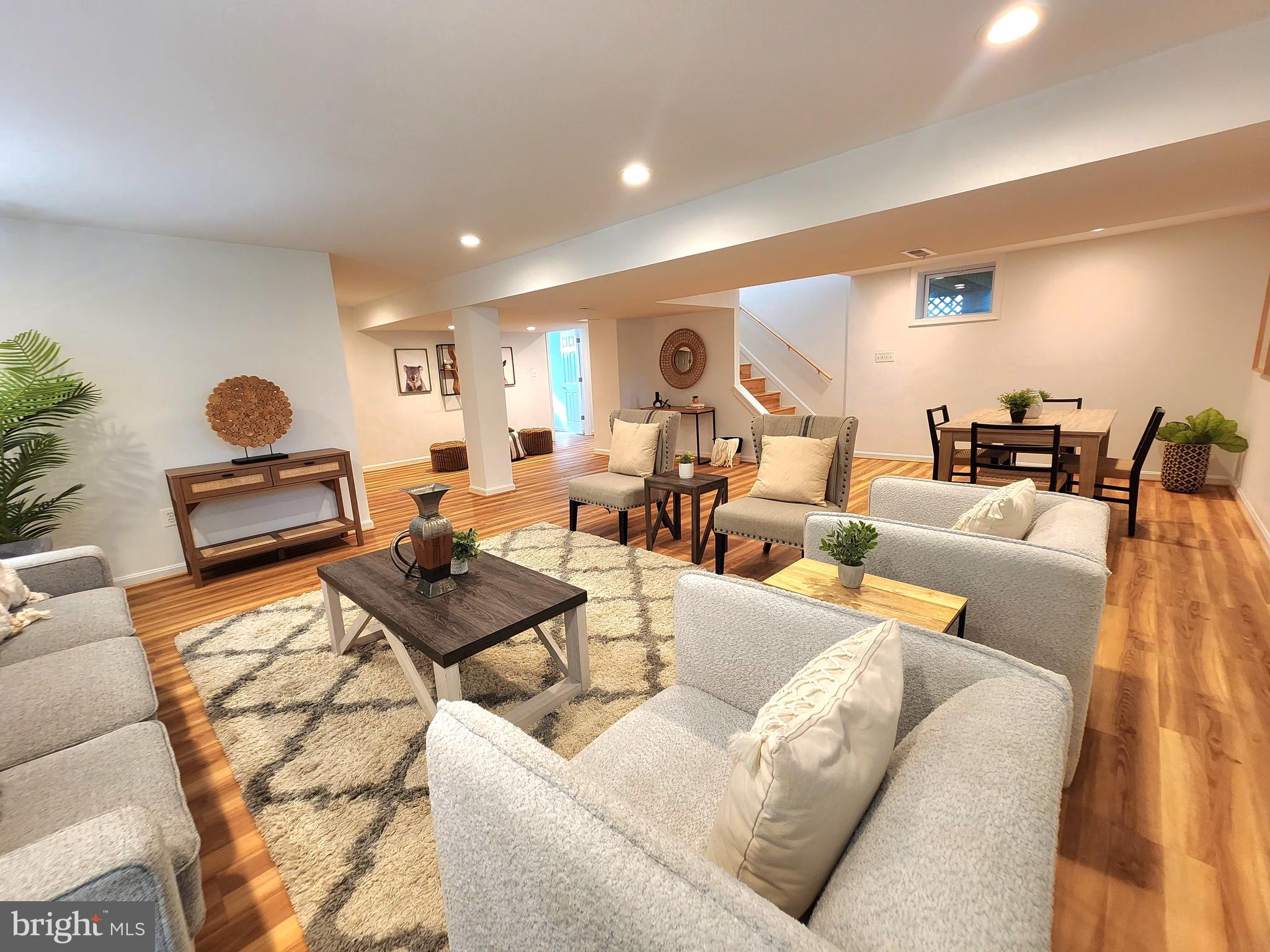 VILLAGE OF HICKORY RIDGE - Residential