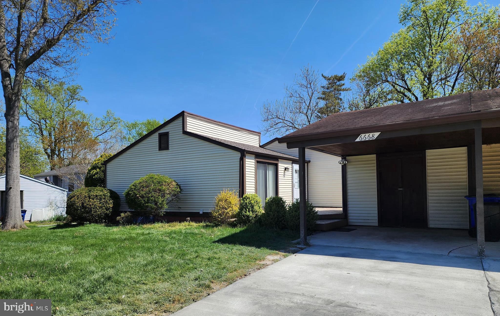 VILLAGE OF HICKORY RIDGE - Residential