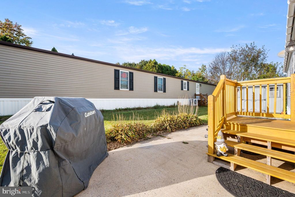 Photo of 328 Ashford Lane, HEREFORD, PA 18056 (MLS # PABK2064174)