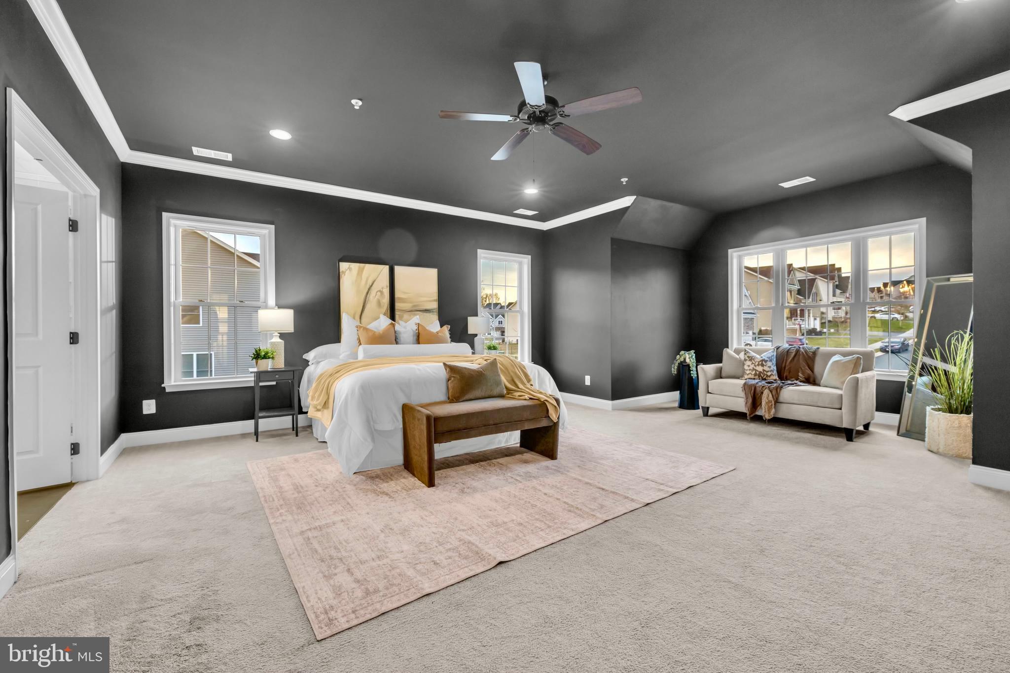 LAUREL RIDGE - Residential