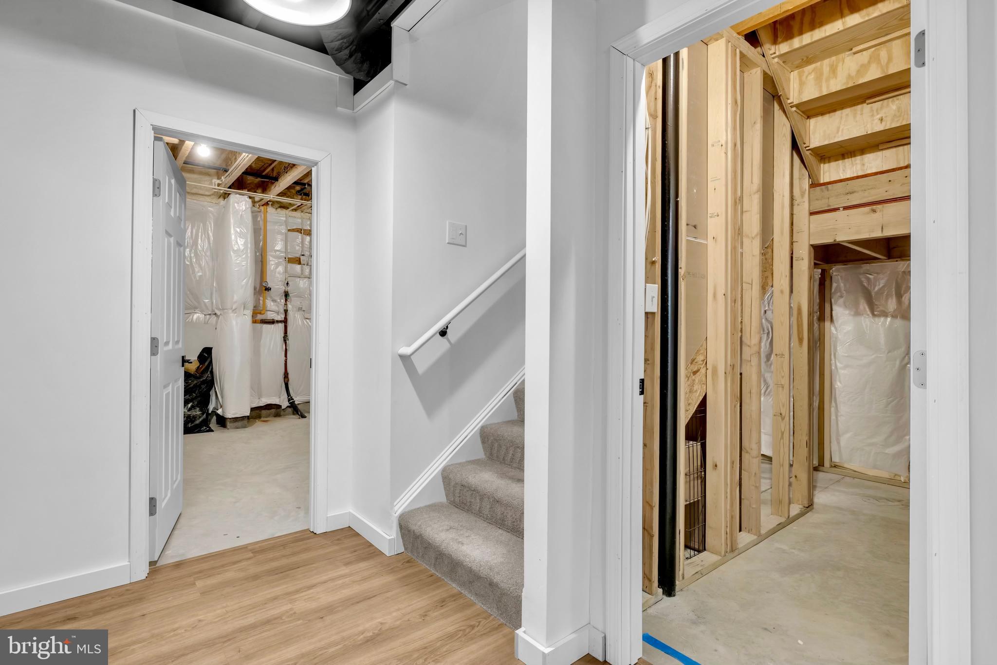 LAUREL RIDGE - Residential