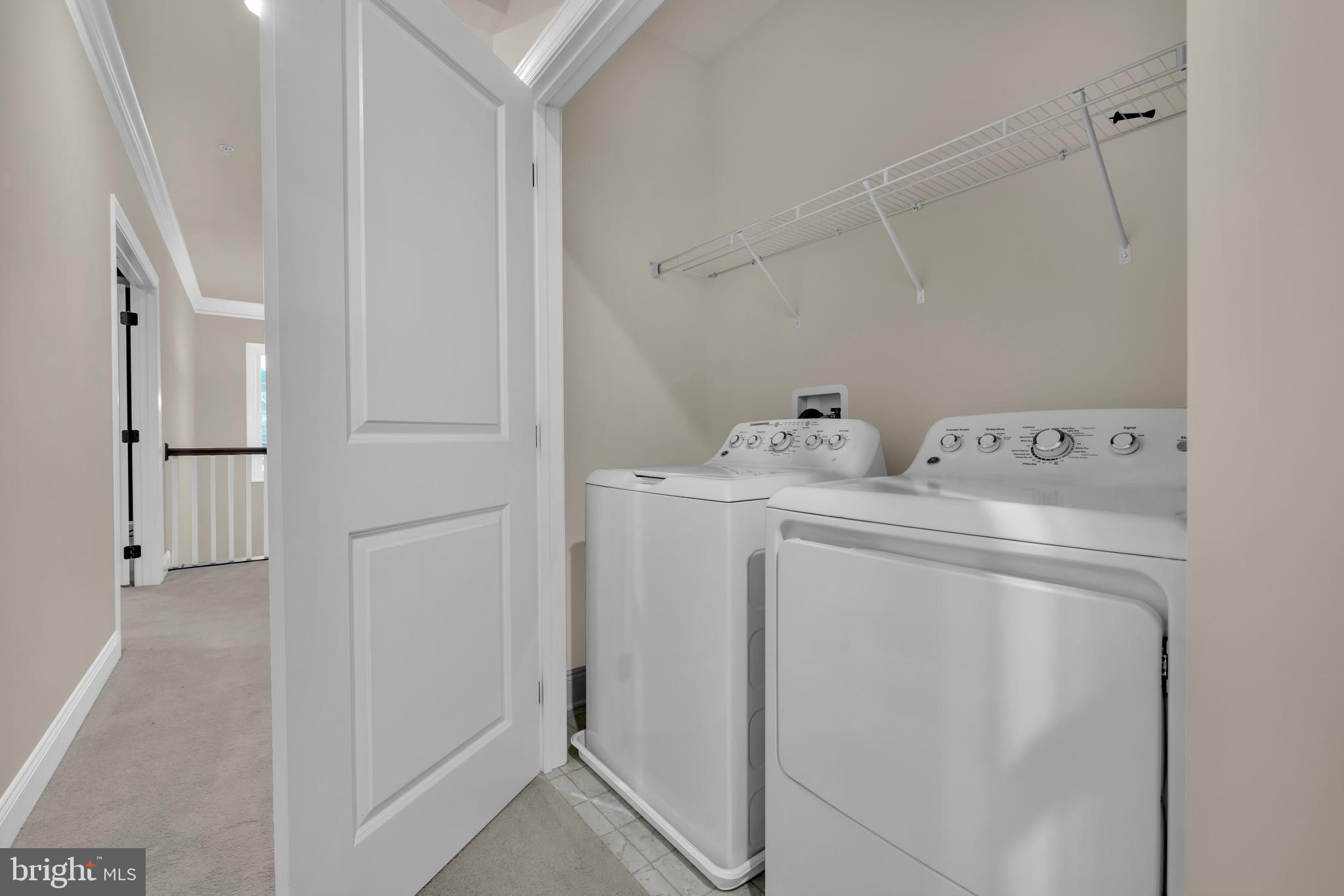 LAUREL RIDGE - Residential