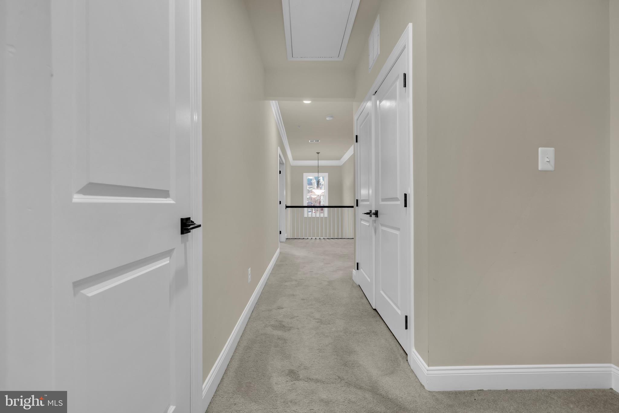 LAUREL RIDGE - Residential