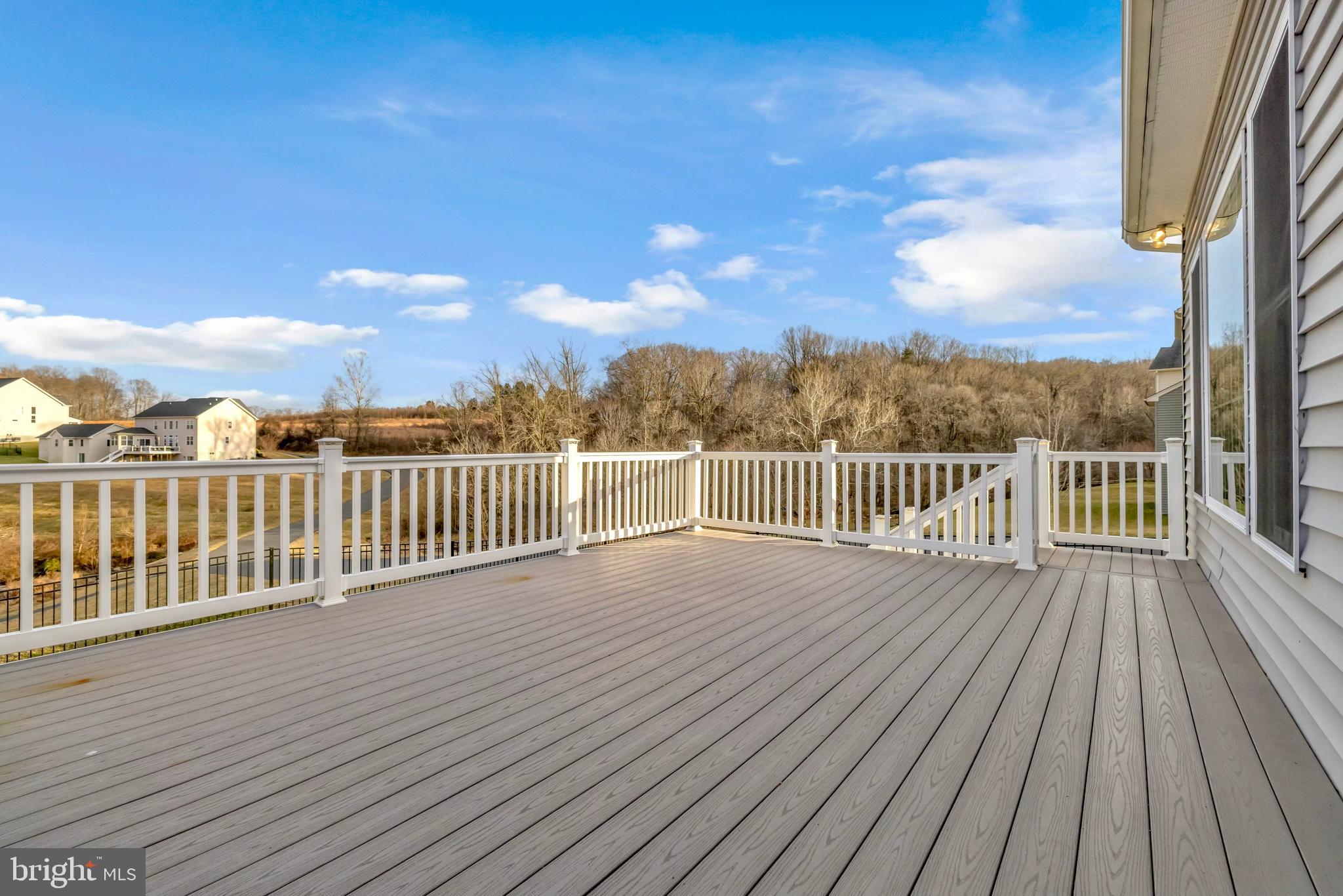 LAUREL RIDGE - Residential