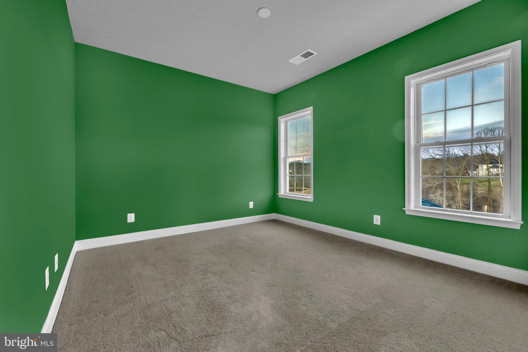 LAUREL RIDGE - Residential