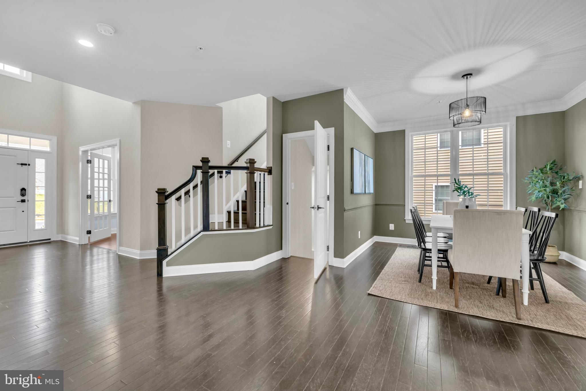 LAUREL RIDGE - Residential