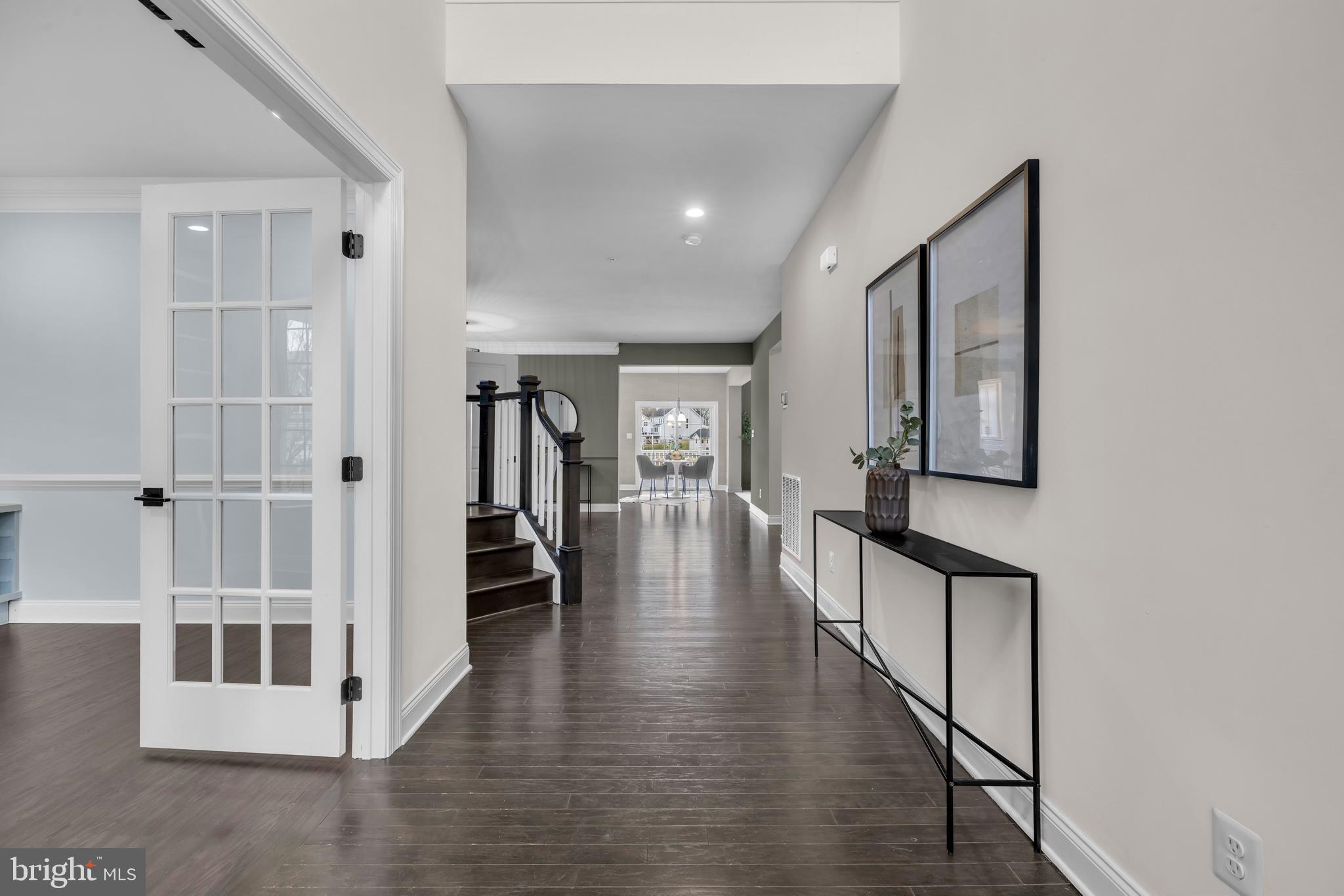 LAUREL RIDGE - Residential