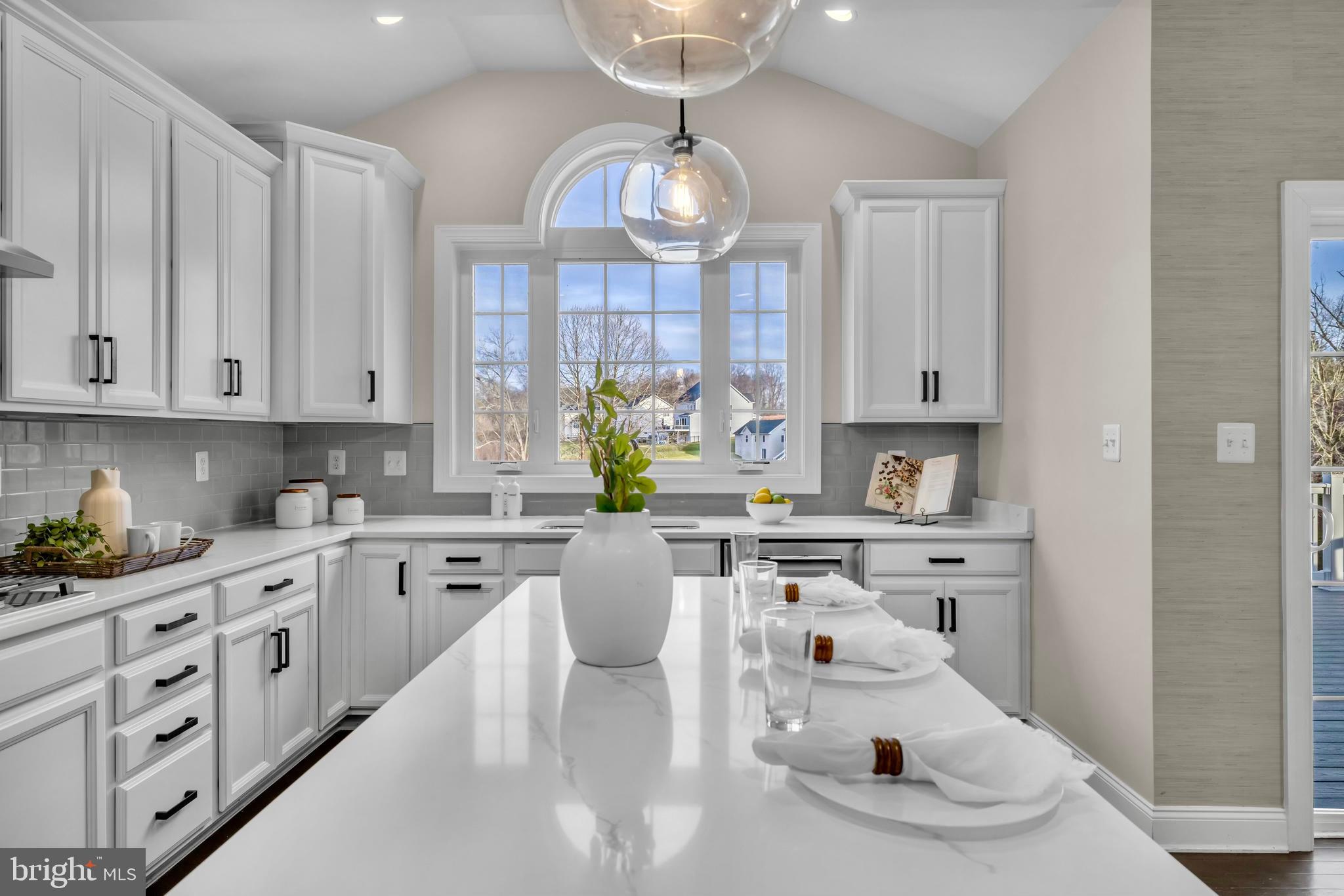 LAUREL RIDGE - Residential